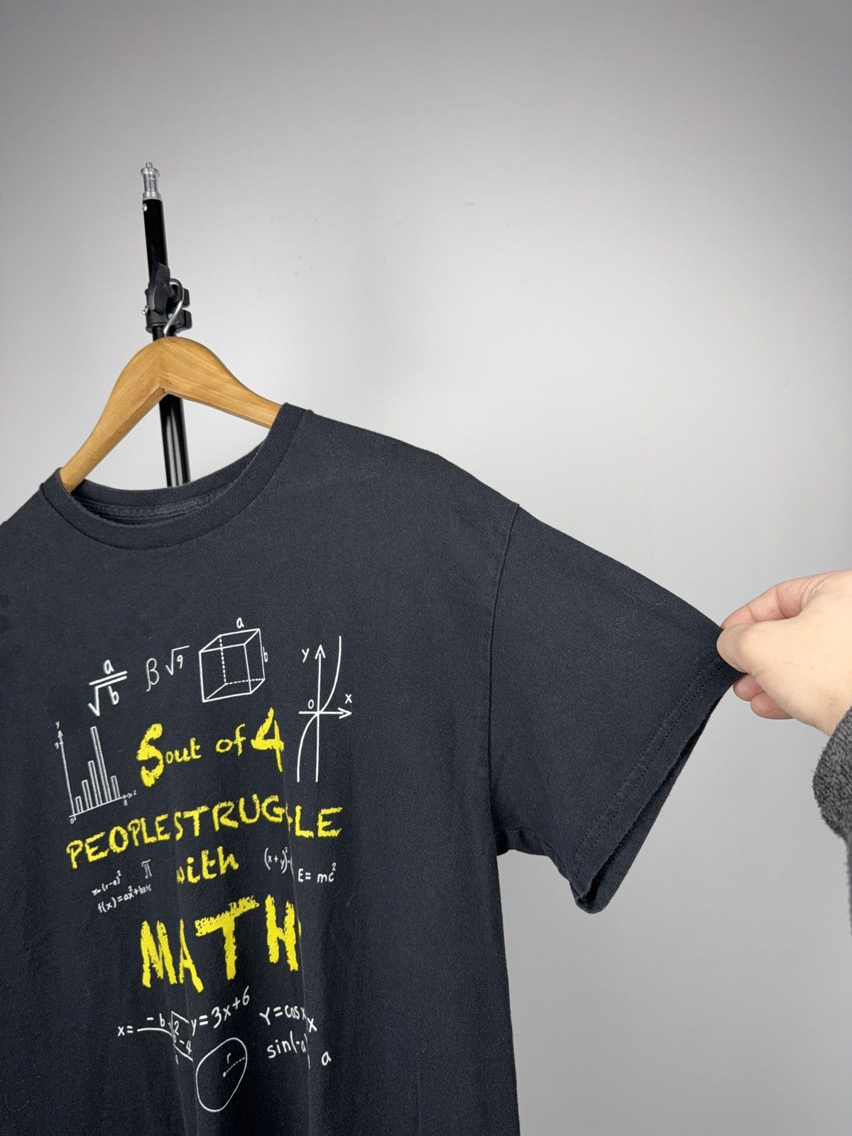 Vintage Vintage 00s Math Humor Graphic T-Shirt “5 Out of 4” Size US L / EU 52-54 / 3 - 6 Thumbnail