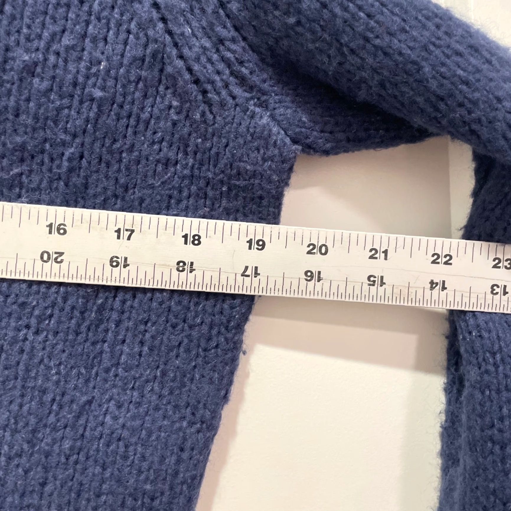 Abercrombie & Fitch Abercrombie & Fitch Mens Blue Knit Crewneck Pullover Sweater Size L VTG Size US S / EU 44-46 / 1 - 5 Thumbnail