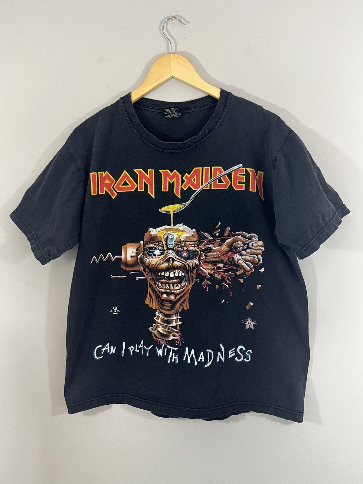 Band Tees IRON MAIDEN Play With Madness Thrashed Band Tee Size US L / EU 52-54 / 3 - 1 Thumbnail