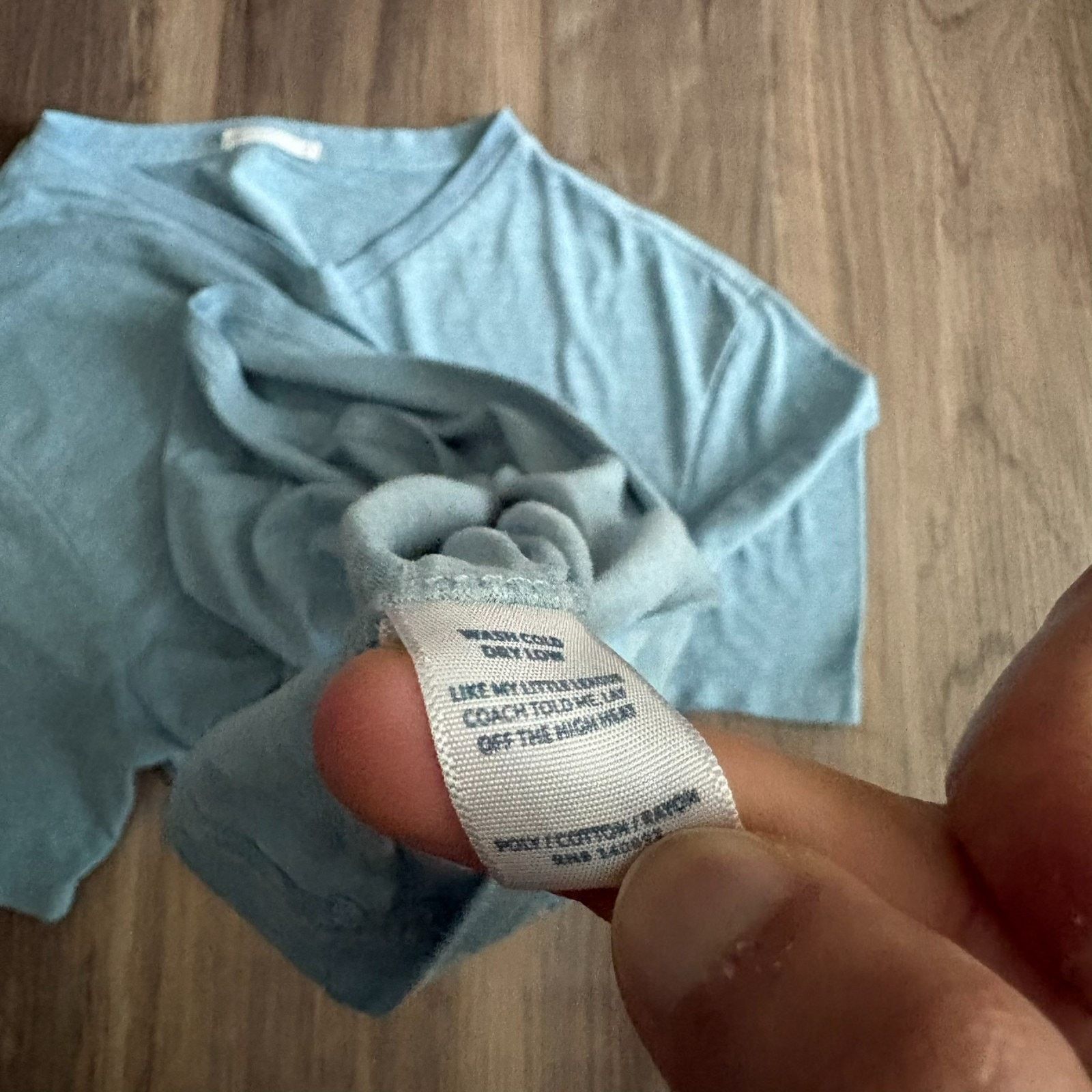 Marine Layer Marine Layer V-Neck T-Shirt Men's Size L Light Blue Rayon Size US L / EU 52-54 / 3 - 6 Thumbnail