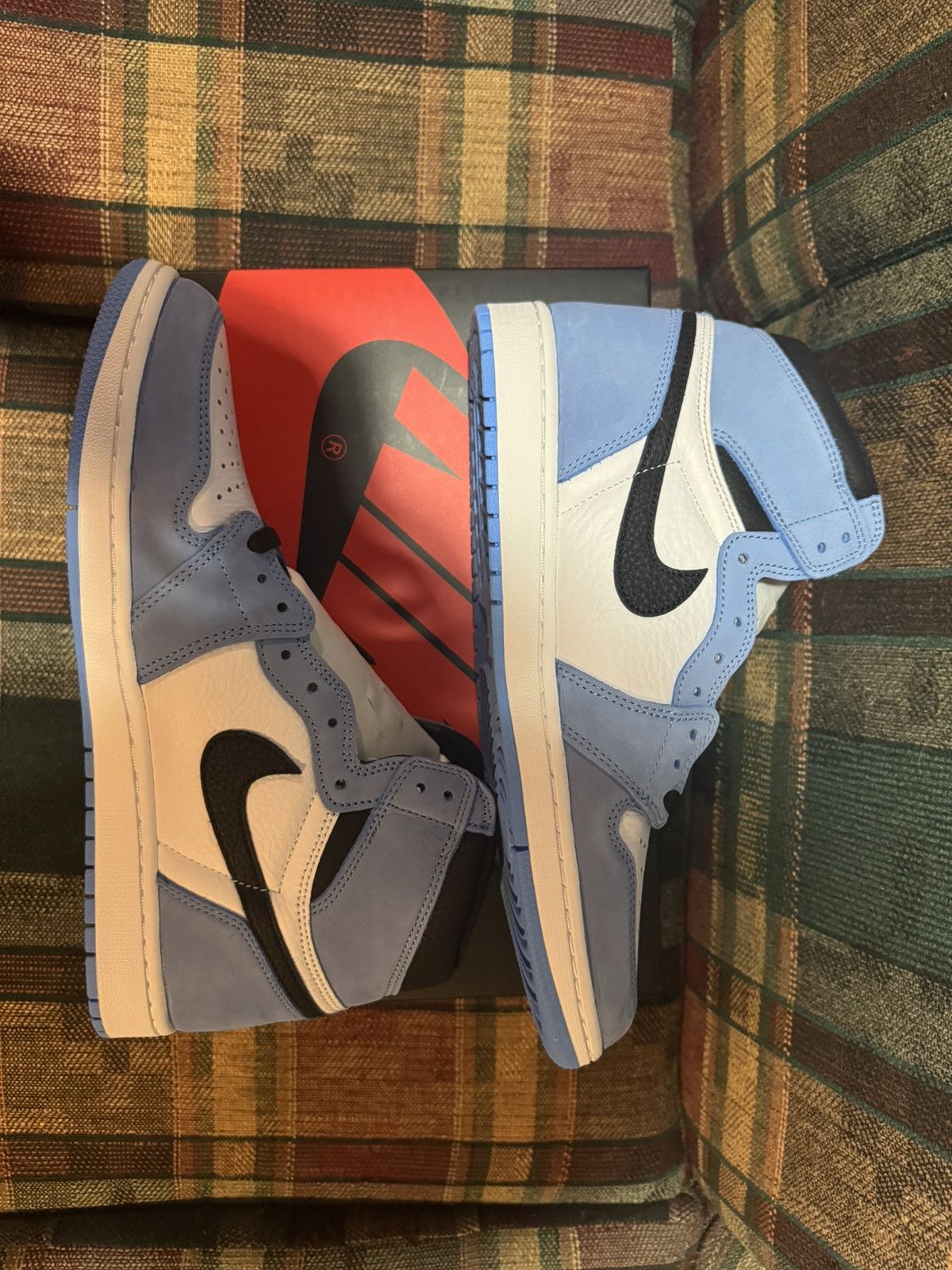Nike Air Jordan 1 Retro High OG “ University Blue” Size US 11.5 / EU 44-45 - 2 Thumbnail