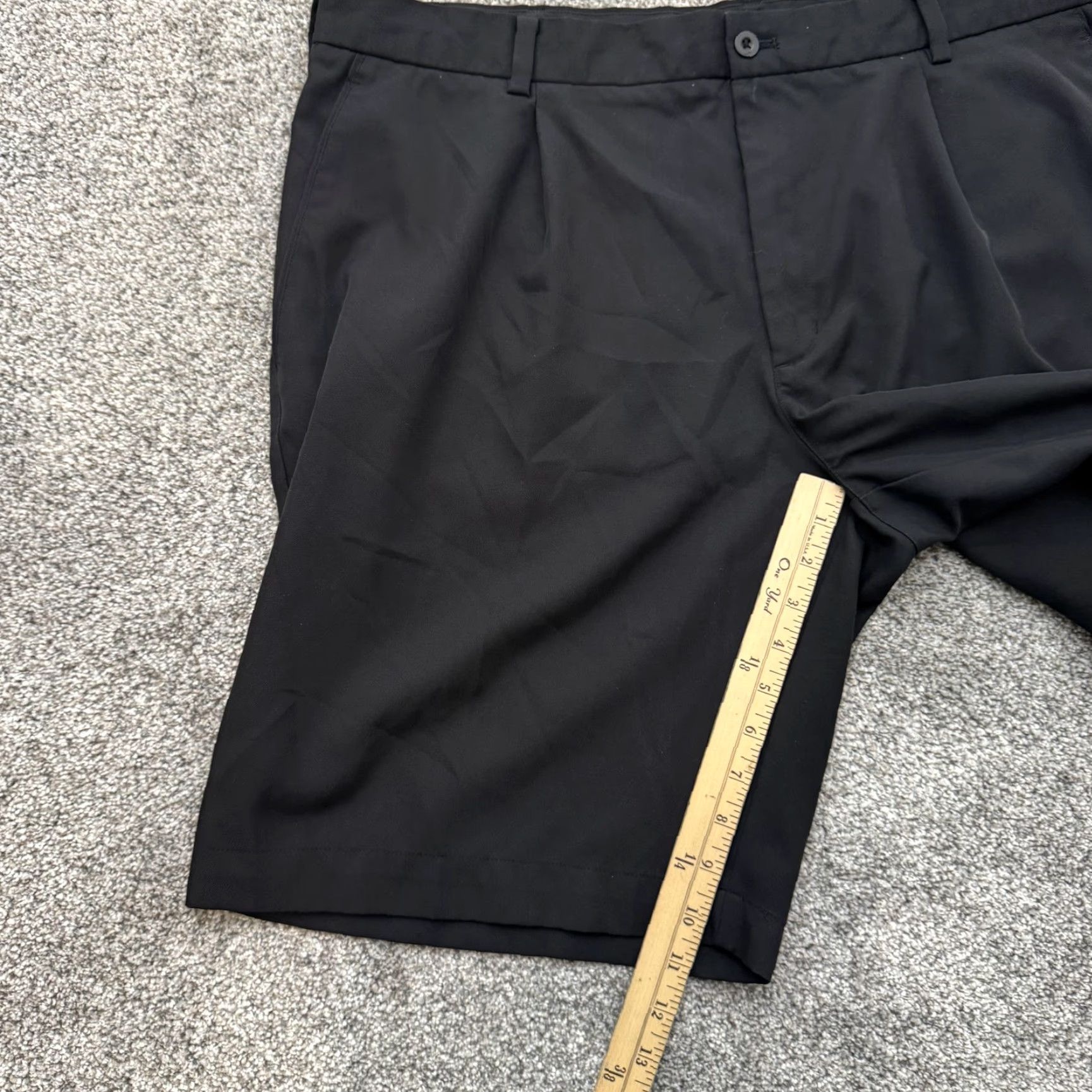 Nike Nike Golf Shorts Mens 40 Performance Classic Fit Pockets Polyester Black Size US 40 / EU 56 - 5 Thumbnail