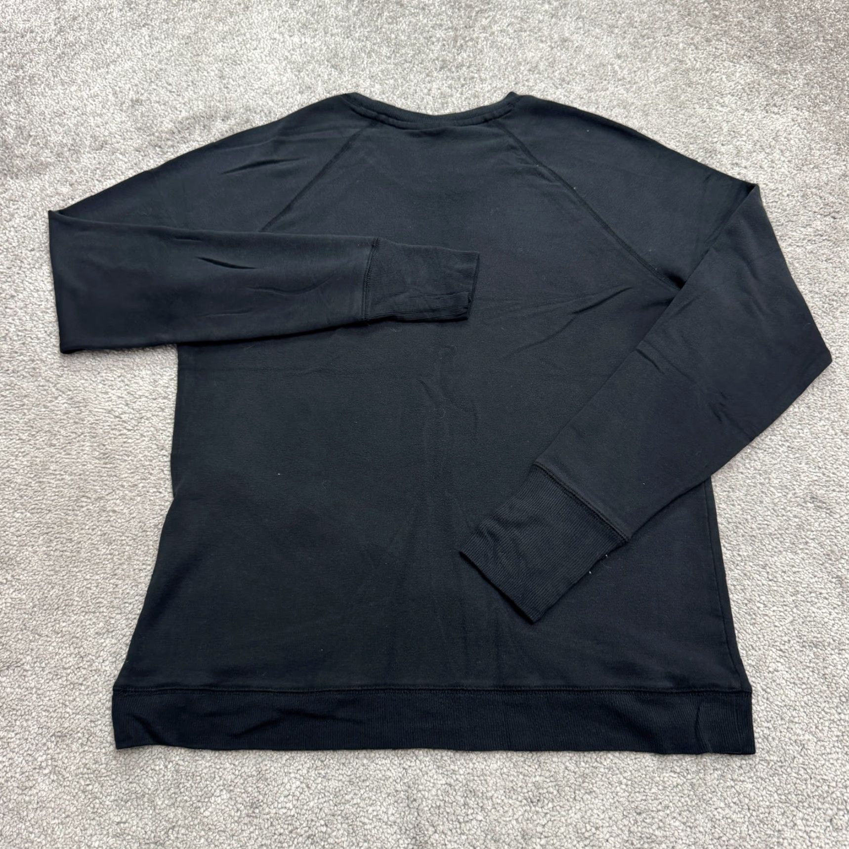 Athleta Athleta Sweatshirt Womens M Black Crew Neck Cozy Karma Crossover Pullover Pullover Breathable Lightweight Casual Athleisure Size M / US 6-8 / IT 42-44 - 2 Thumbnail