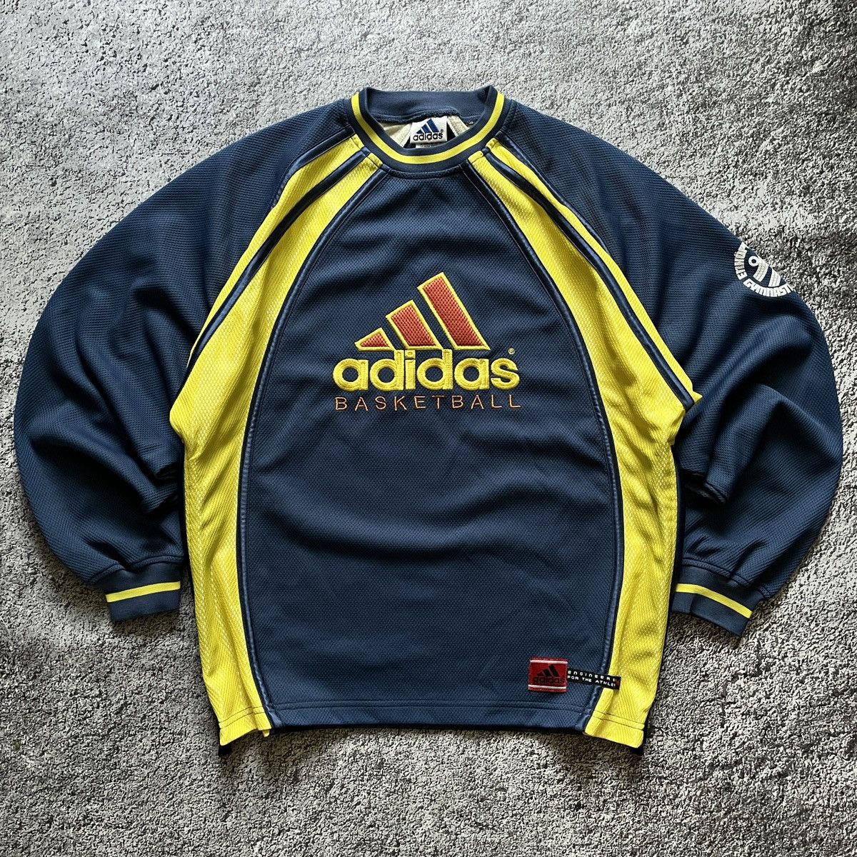Vintage 90s Adidas Basketball Sport Sweatshirt Ledare