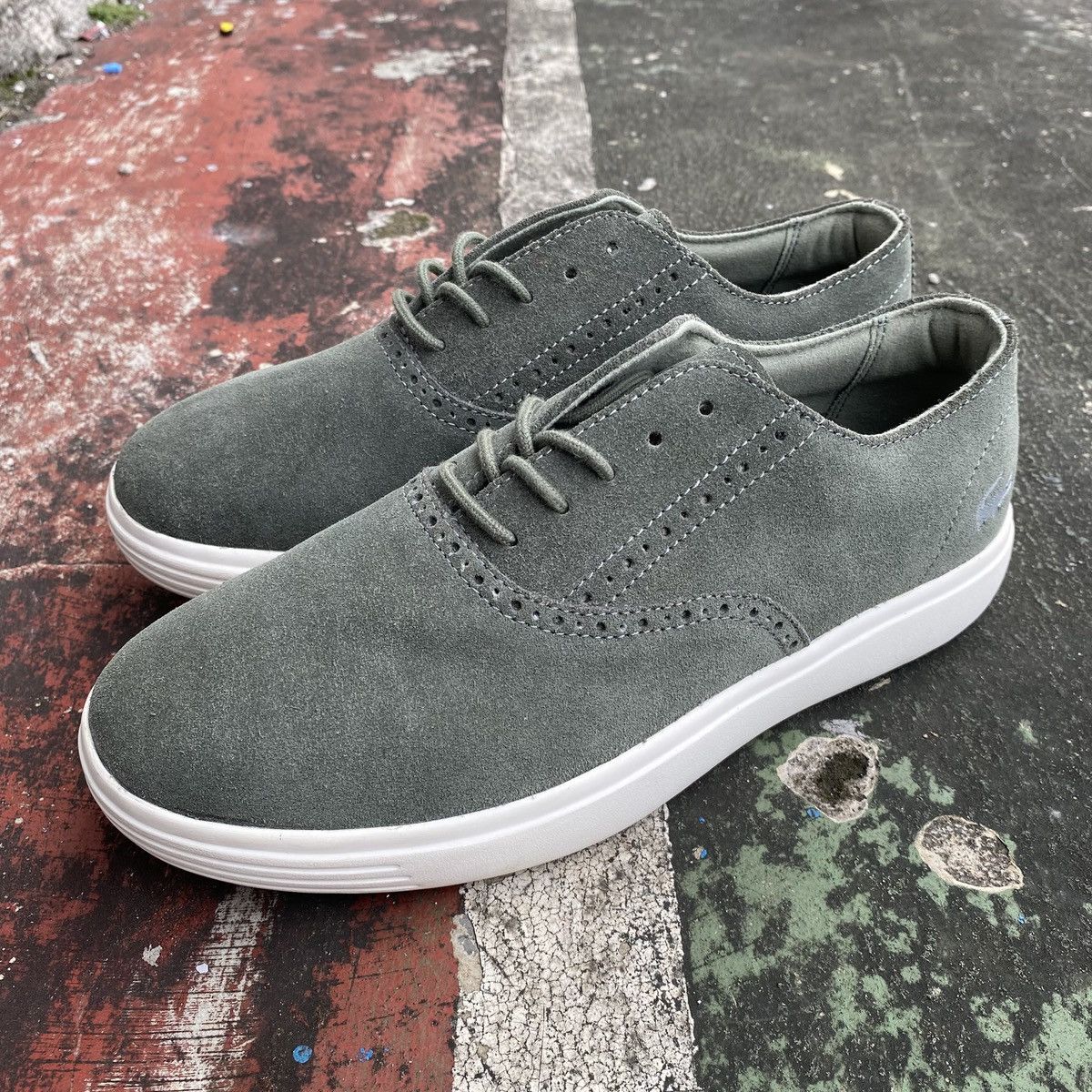 Lacoste Lacoste carnaby TR suede Size US 9 / EU 42 - 1 Thumbnail