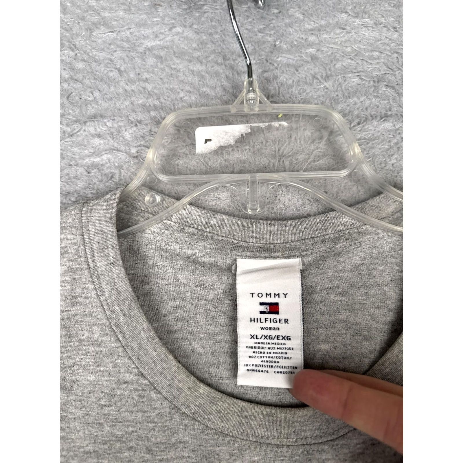 Tommy Hilfiger Tommy Hilfiger Shirt Womens XL Gray Crew Neck Short Sleeve USA Flag Tee Casual Size XL / US 12-14 / IT 48-50 - 7 Thumbnail