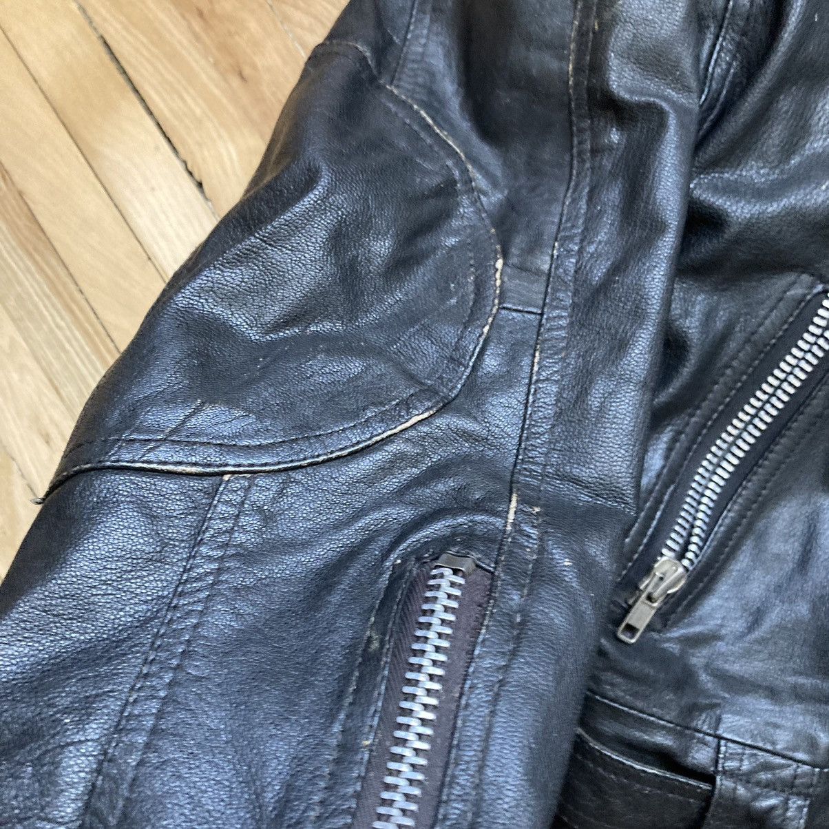 20471120 Vintage 70’s Avant-Garde Punk Leather Biker Jacket Size US M / EU 48-50 / 2 - 5 Thumbnail