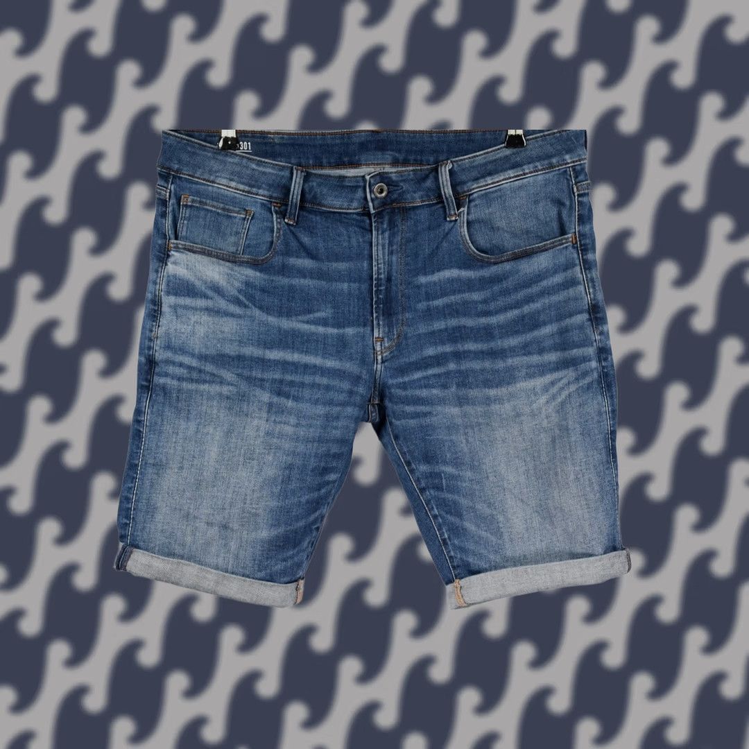 G-Star G-Star Raw 3301 Slim 1/2 Denim Shorts Adult Men Size 36 Blue Slim Denim 91% Cotton 8% Elastomultiester 1% Elastane Size US 36 / EU 52 - 1 Thumbnail