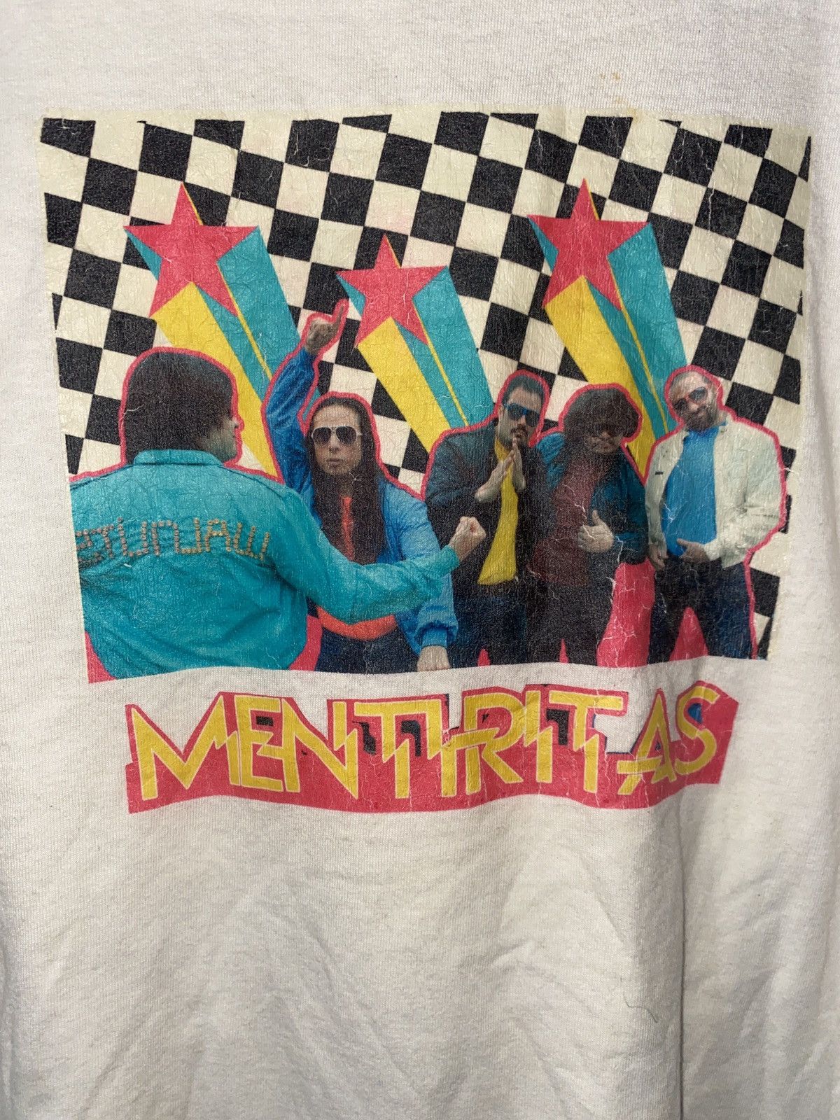 Band Tees Mentiras: El Musical (Mentiras the Musical) tshirt size XL Size US XL / EU 56 / 4 - 1 Thumbnail