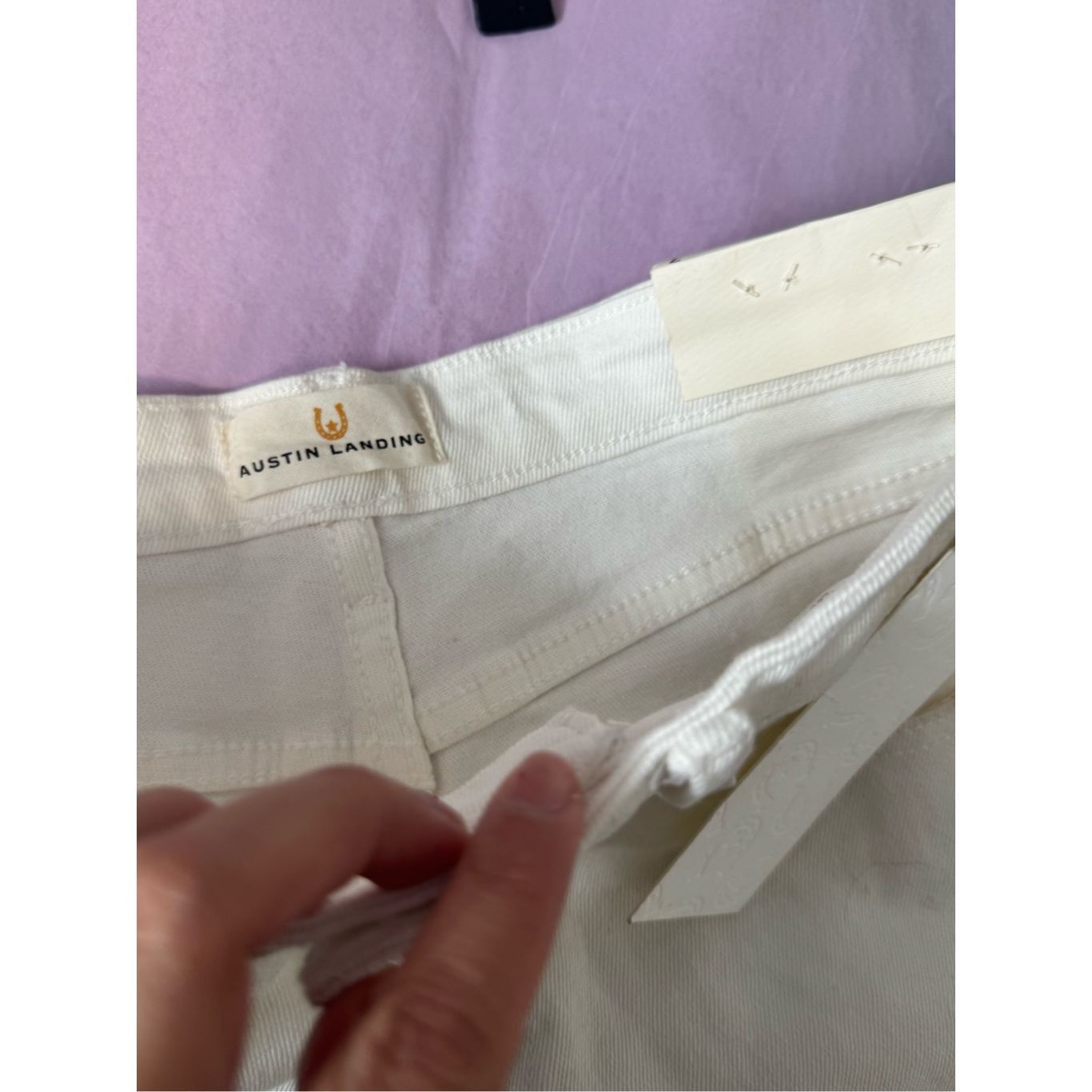 Other Austin landing white HIGH RISE SHORT Size 28" / US 6 / IT 42 - 8 Thumbnail