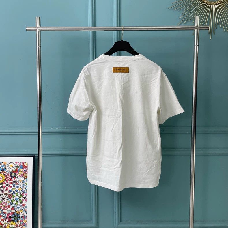 Louis Vuitton Louis Vuitton White foam embroidered short sleeve 2501-Next Size US L / EU 52-54 / 3 - 2 Thumbnail