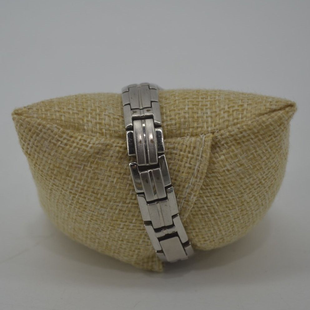 Anne Klein Anne Klein II Women's Wristwatch Watch Bracelet Silver Tone Size ONE SIZE - 3 Thumbnail
