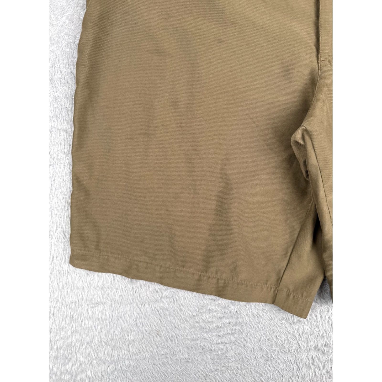 Vintage VINTAGE Columbia Shorts Men 38 Beige Cargo GRT 100% Polyester Hike Camp 38x11 Size US 38 / EU 54 - 3 Thumbnail