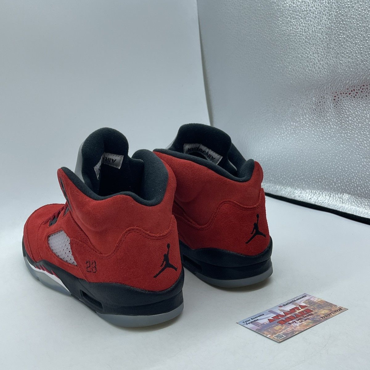 Jordan Brand Air Jordan 5 raging bull Size US 7 / EU 40 - 4 Thumbnail