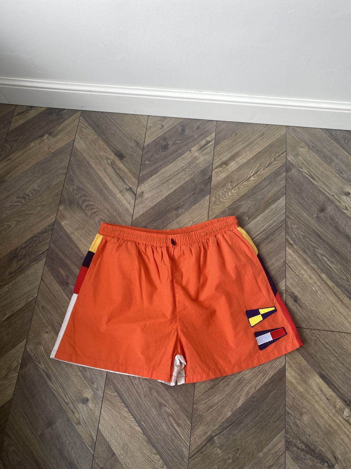 Tommy Hilfiger × Vintage Vintage 90s Tommy Hilfiger Nylon Shorts Size US 35 - 2 Thumbnail
