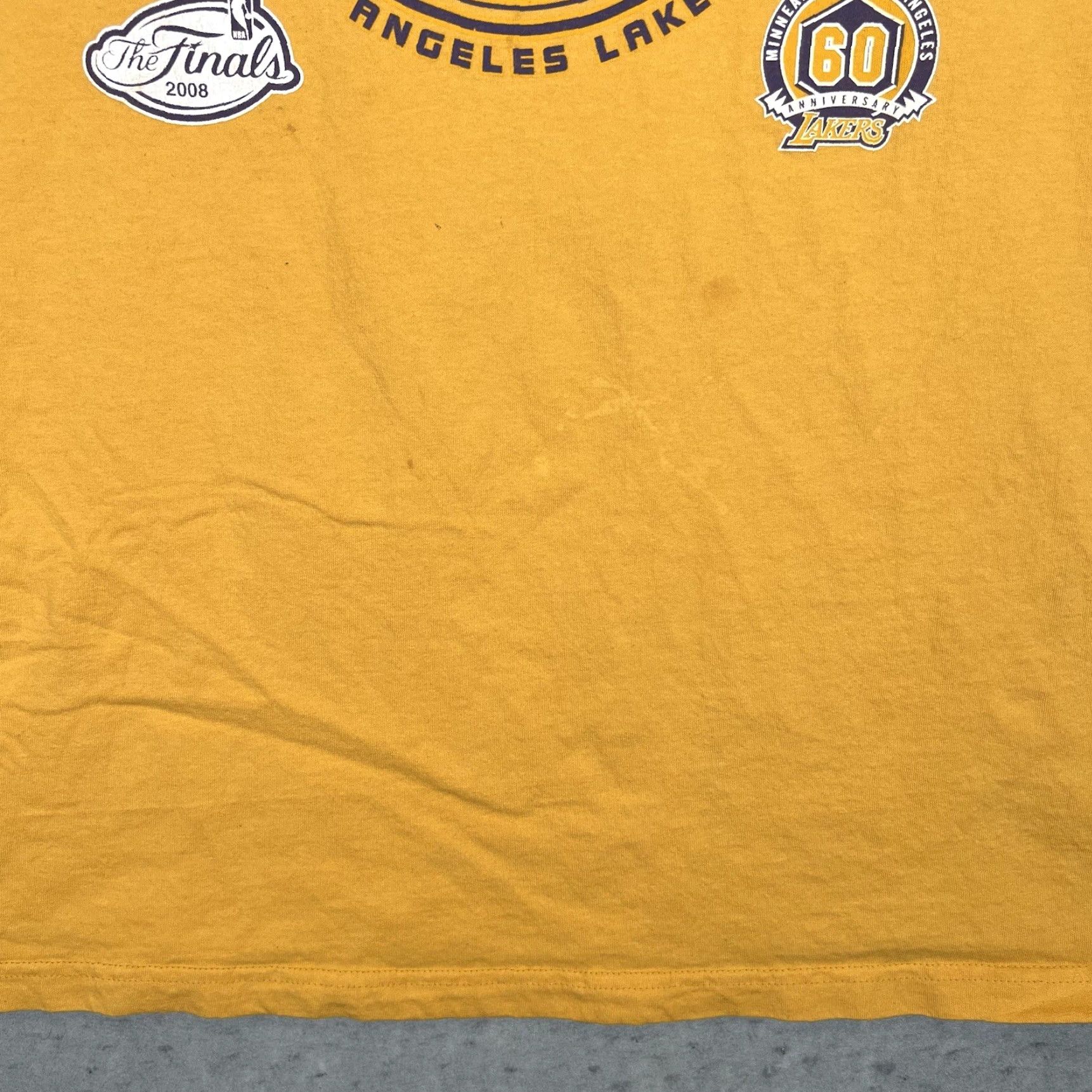Champion Los Angeles Lakers Western Conference Champions T Shirt Adult 3XL Yellow Size US XXL / EU 58 / 5 - 6 Thumbnail