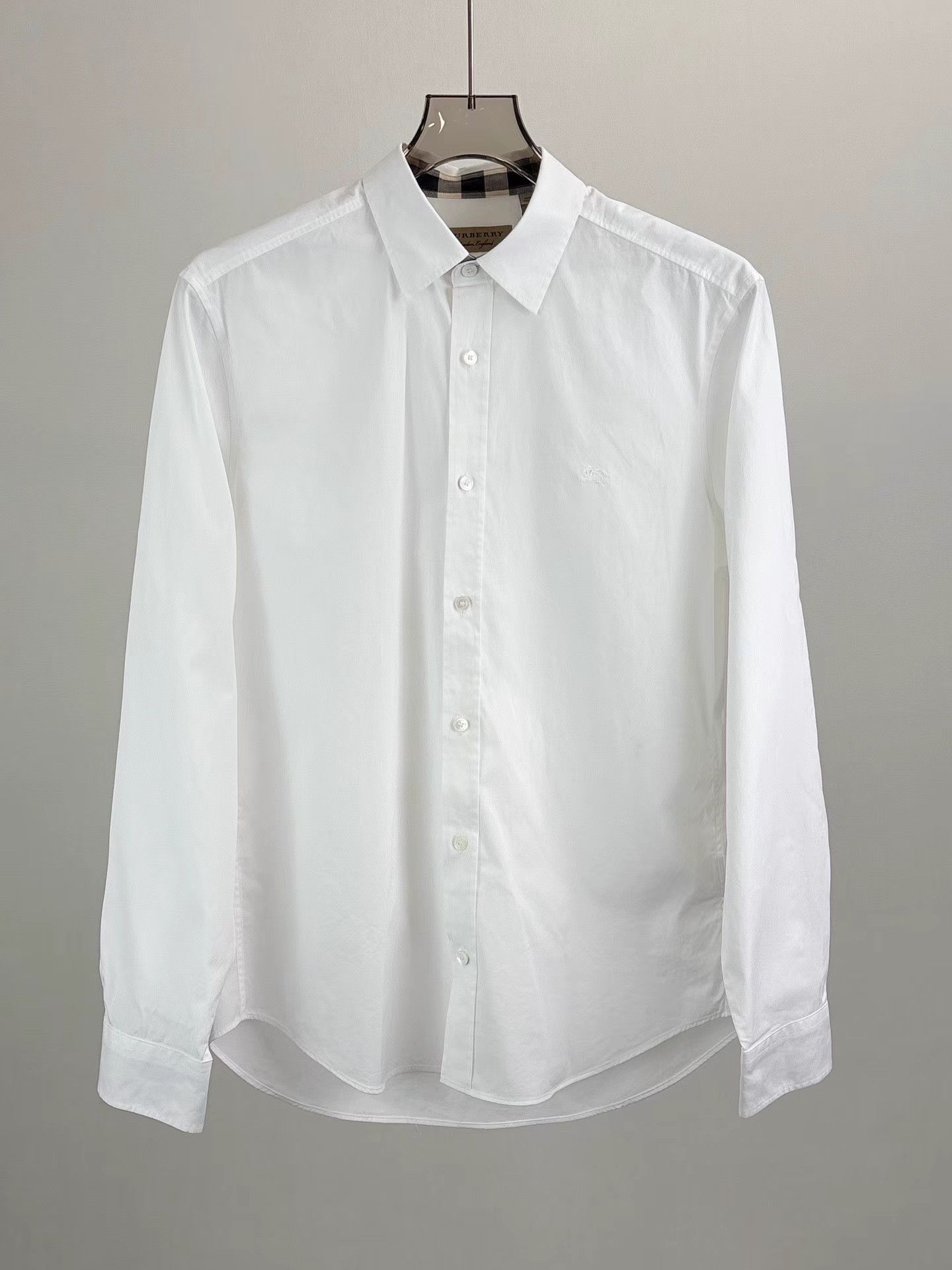 Burberry BURBERRY War Horse Embroidered White Shirt K1 Size US M / EU 48-50 / 2 - 1 Thumbnail