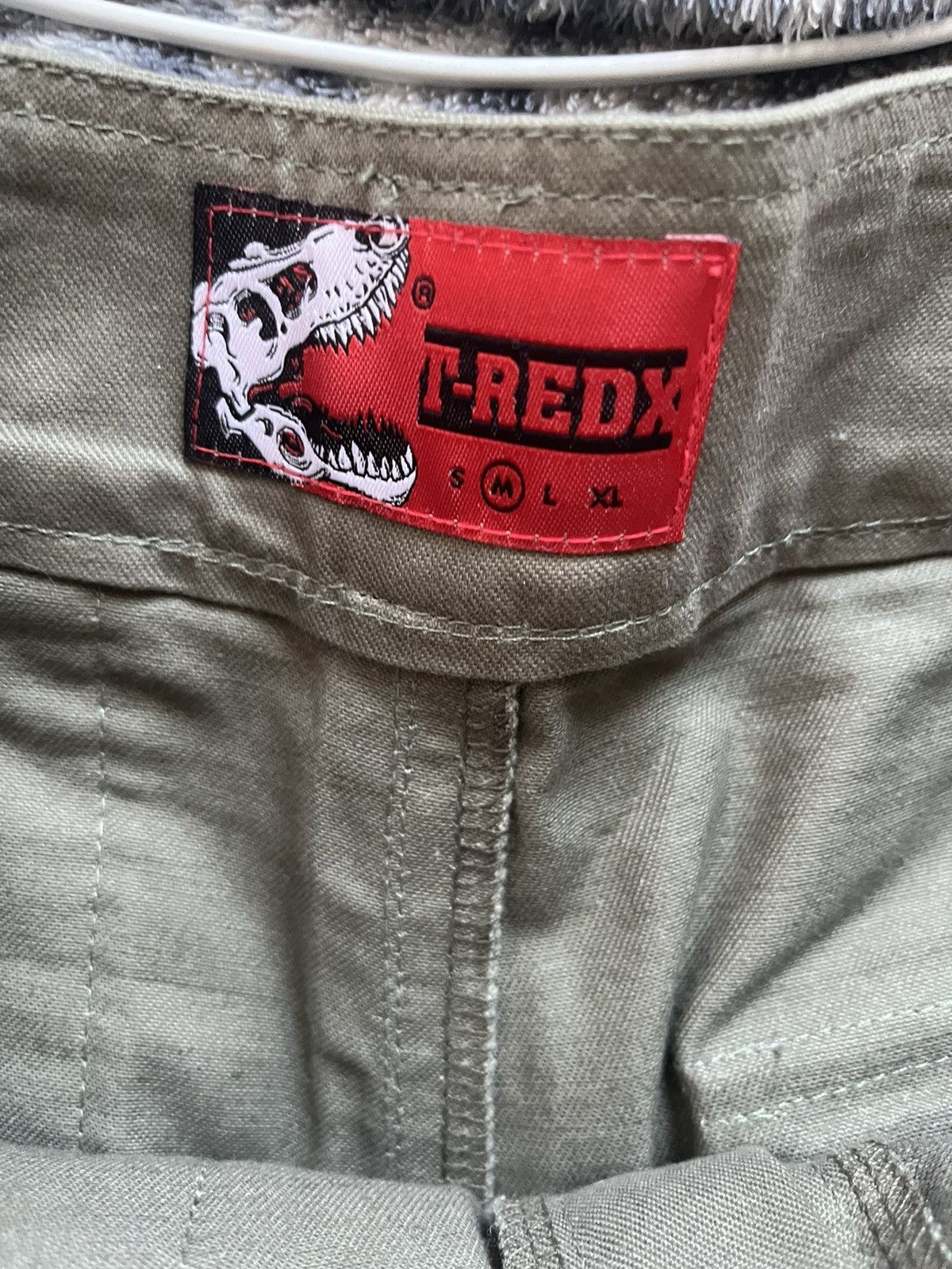 Designer T-RedX Cargo shorts Size US 32 / EU 48 - 3 Thumbnail