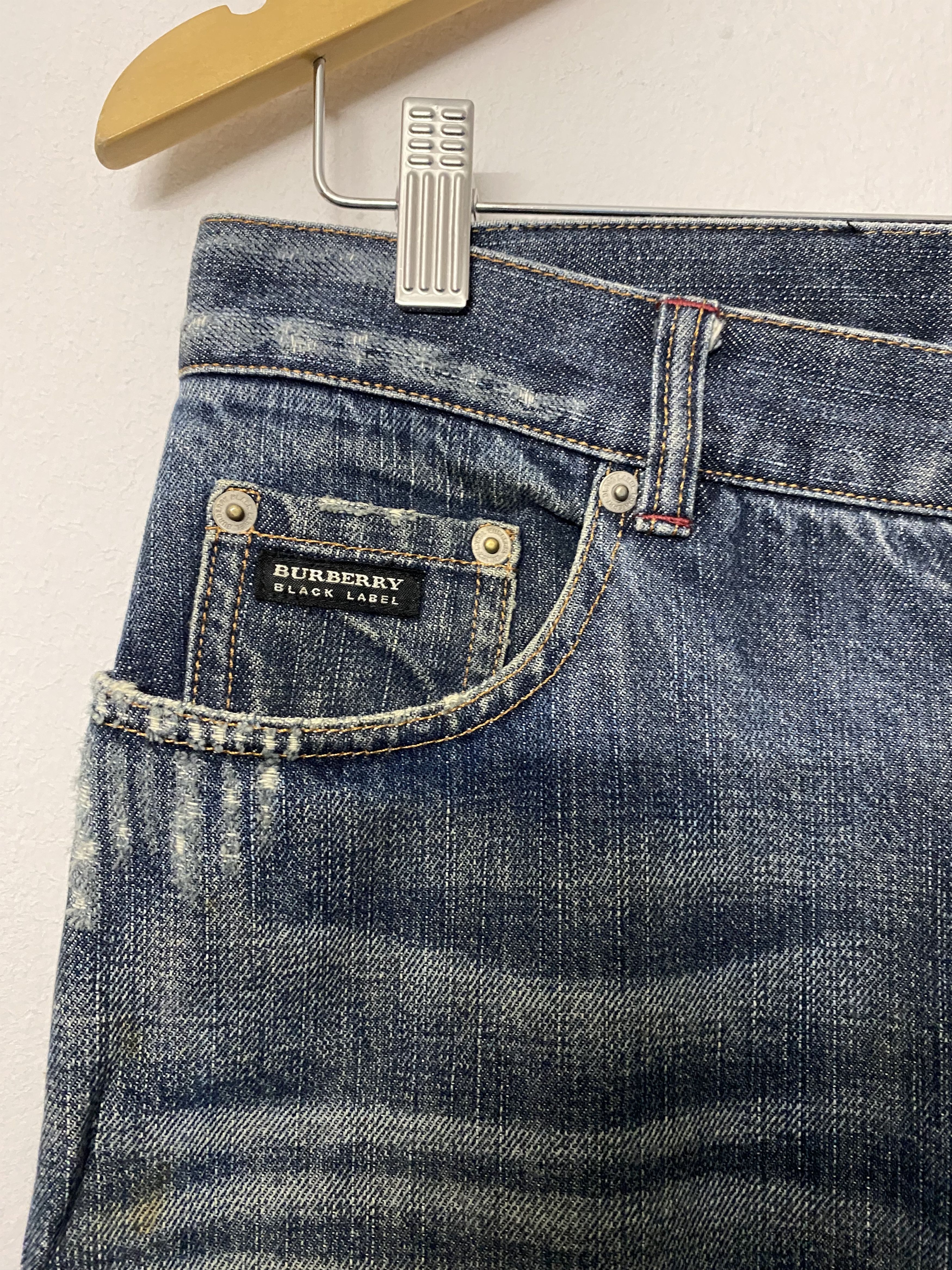 Burberry Burberry Black Label Distressed Nova Check Denim Jeans Size US 33 - 7 Thumbnail