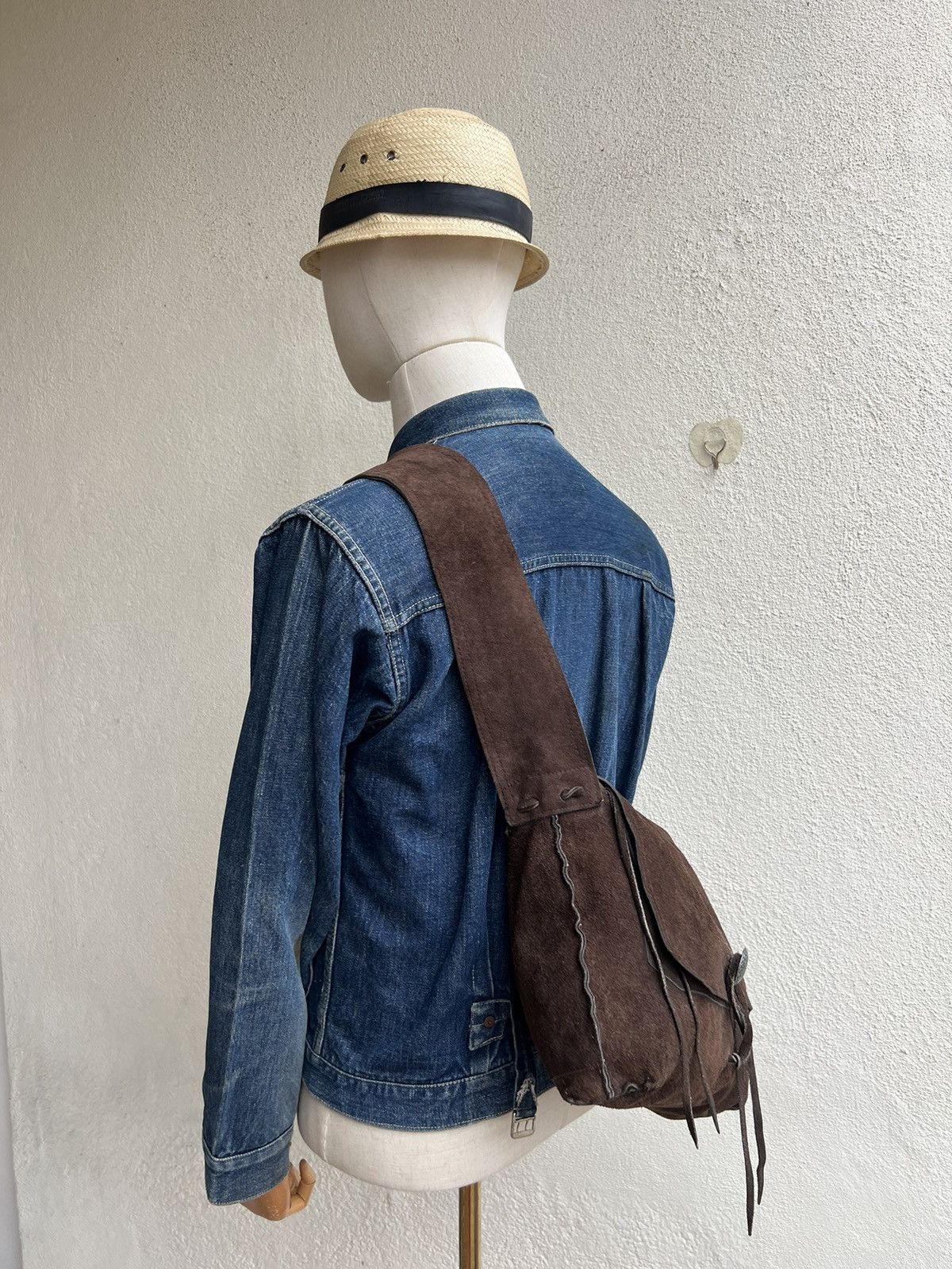 Japanese Brand Vintage Unknown Japan Brand Brown Suede Leather Bag Size ONE SIZE - 5 Thumbnail