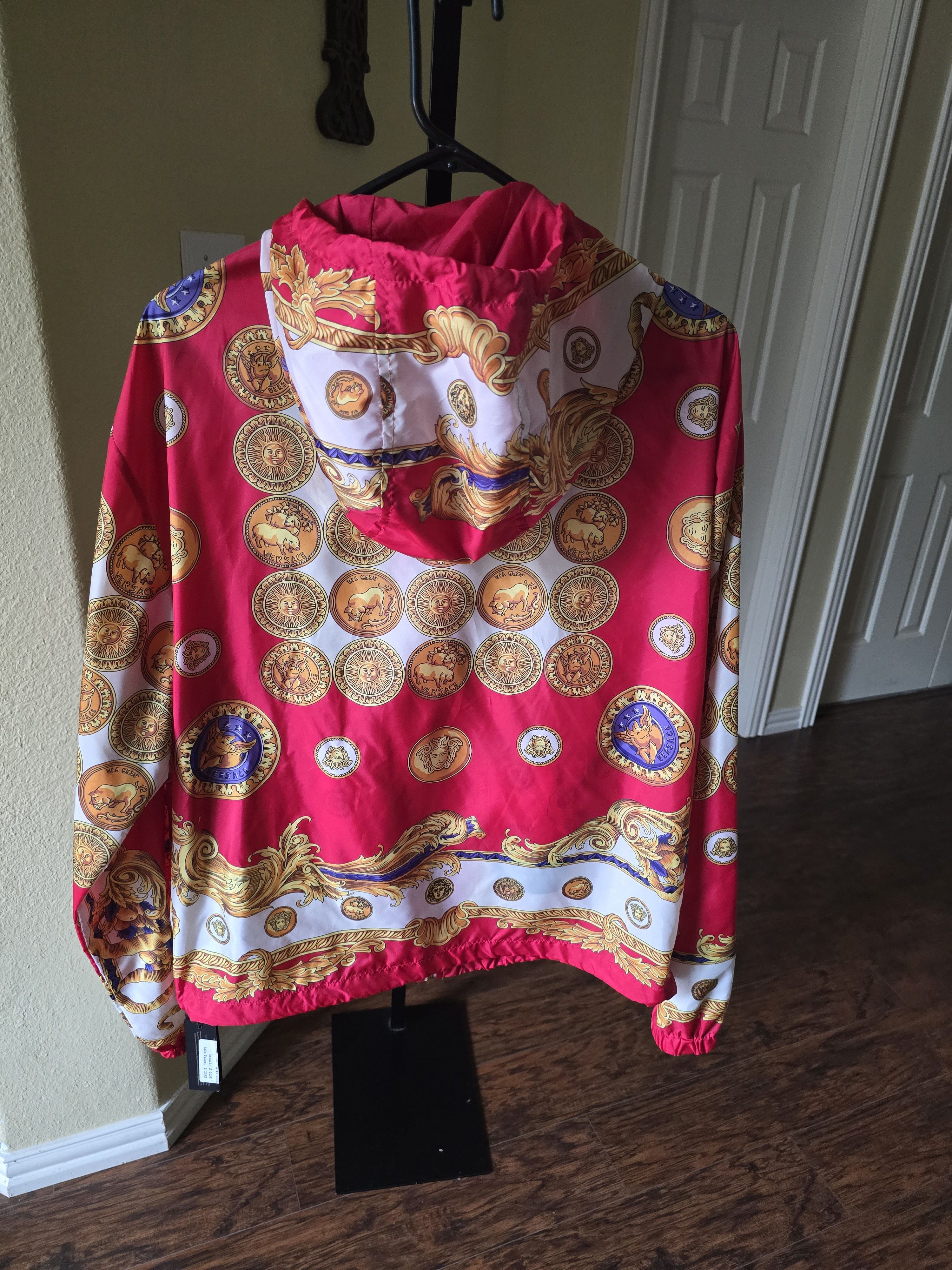 Versace Versace Baroque Print Red & White Zip Hoodie Size L NWT Size US L / EU 52-54 / 3 - 2 Thumbnail