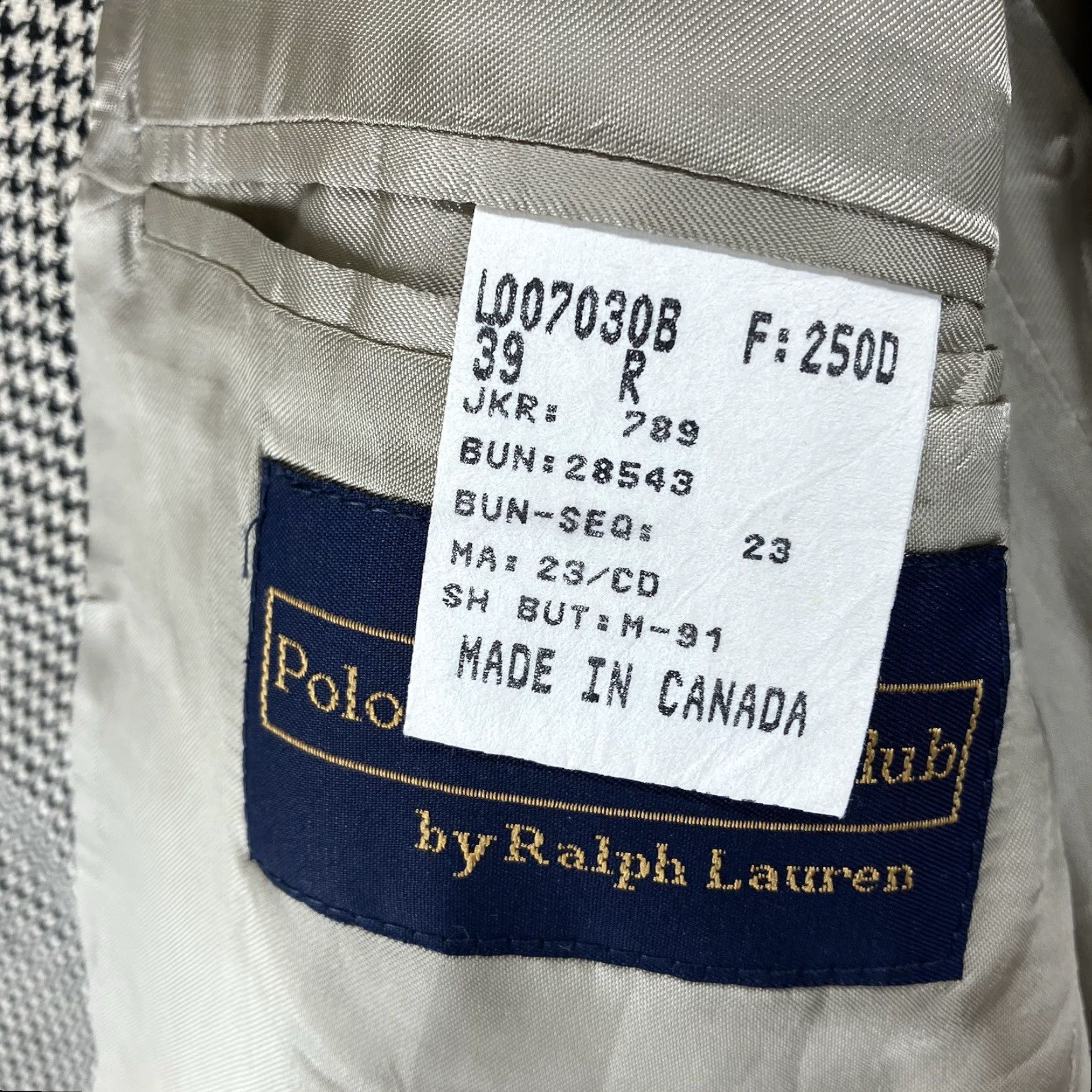Ralph Lauren VINTAGE Ralph Lauren Polo University Club Blazer Men’s 39 Silk Wool Houndstooth Tan Single-Breasted 2-Button Notch Lapel College Preppy 90s Canada Men Size US L / EU 52-54 / 3 - 4 Thumbnail