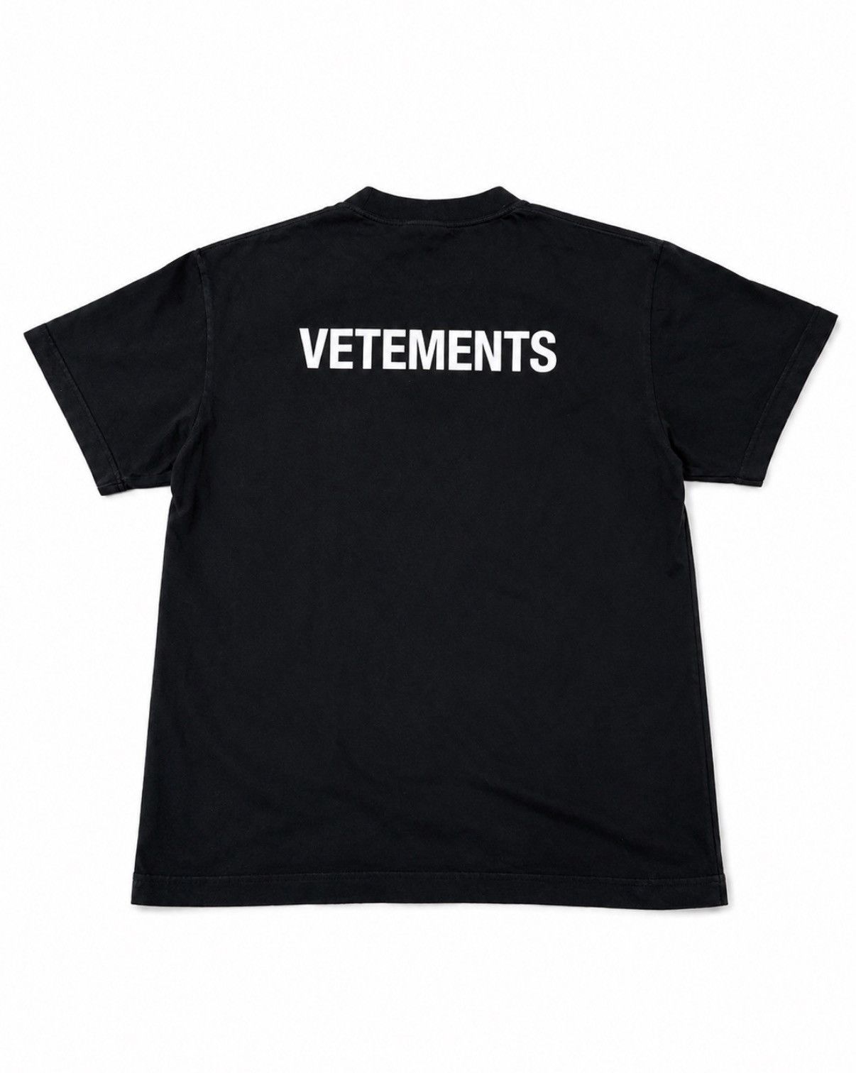 Vetements Vetements Staff Tee in Black Size US M / EU 48-50 / 2 - 1 Thumbnail