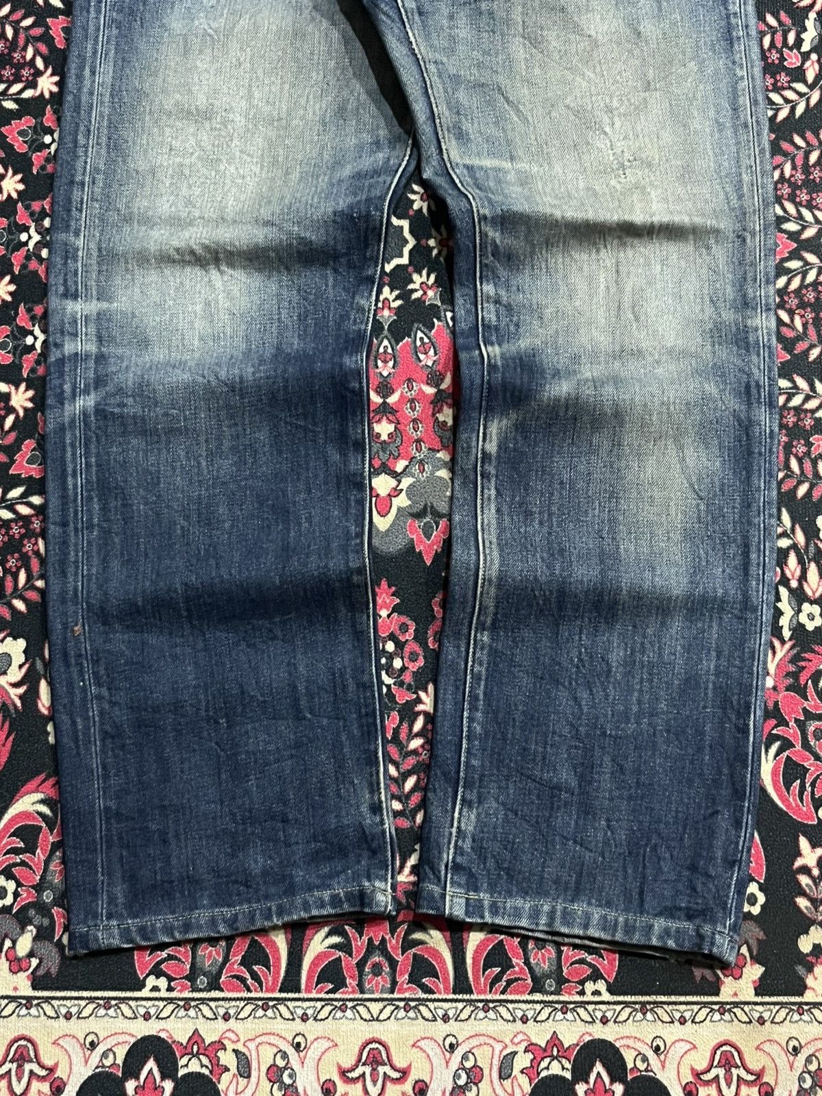 Undercover × Uniqlo Vintage Uniqlo Blue Faded Washed Straight Leg Jeans Size US 32 / EU 48 - 8 Thumbnail