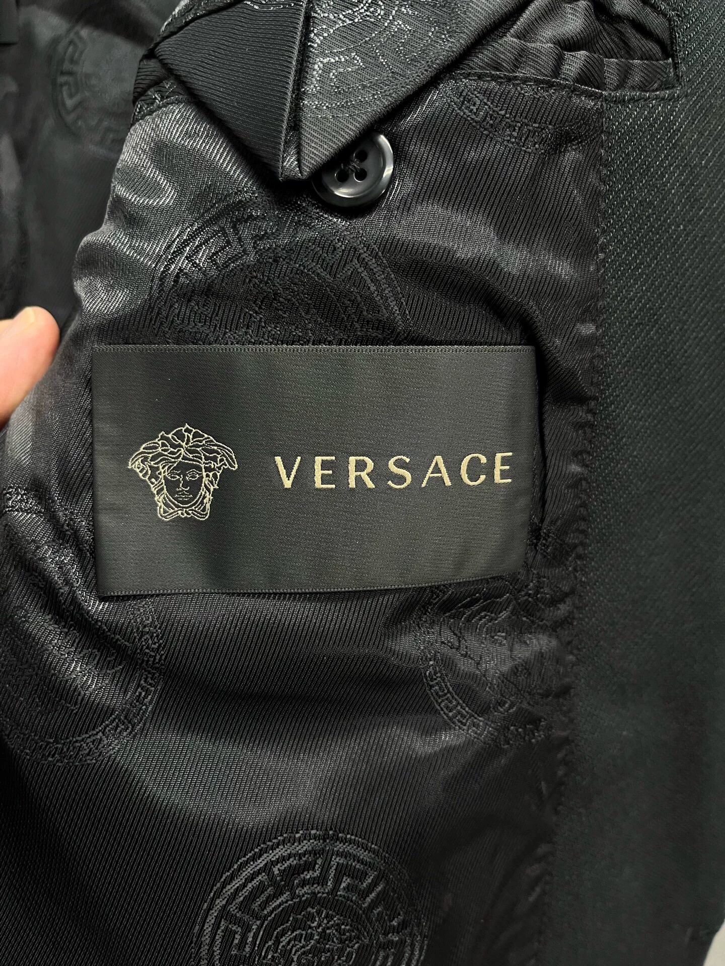 Versace VERSACE New Solid Logo Embroidered Blazer L/XL/XXL Size 42L - 5 Thumbnail