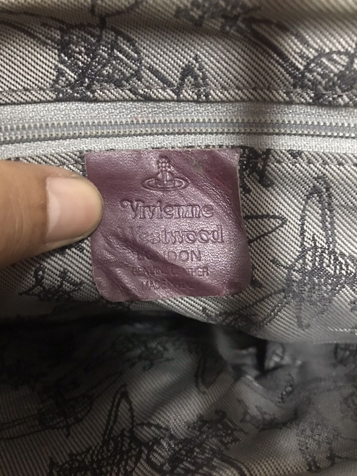 Vivienne Westwood Authentic Vivienne Westwood Size ONE SIZE - 3 Thumbnail