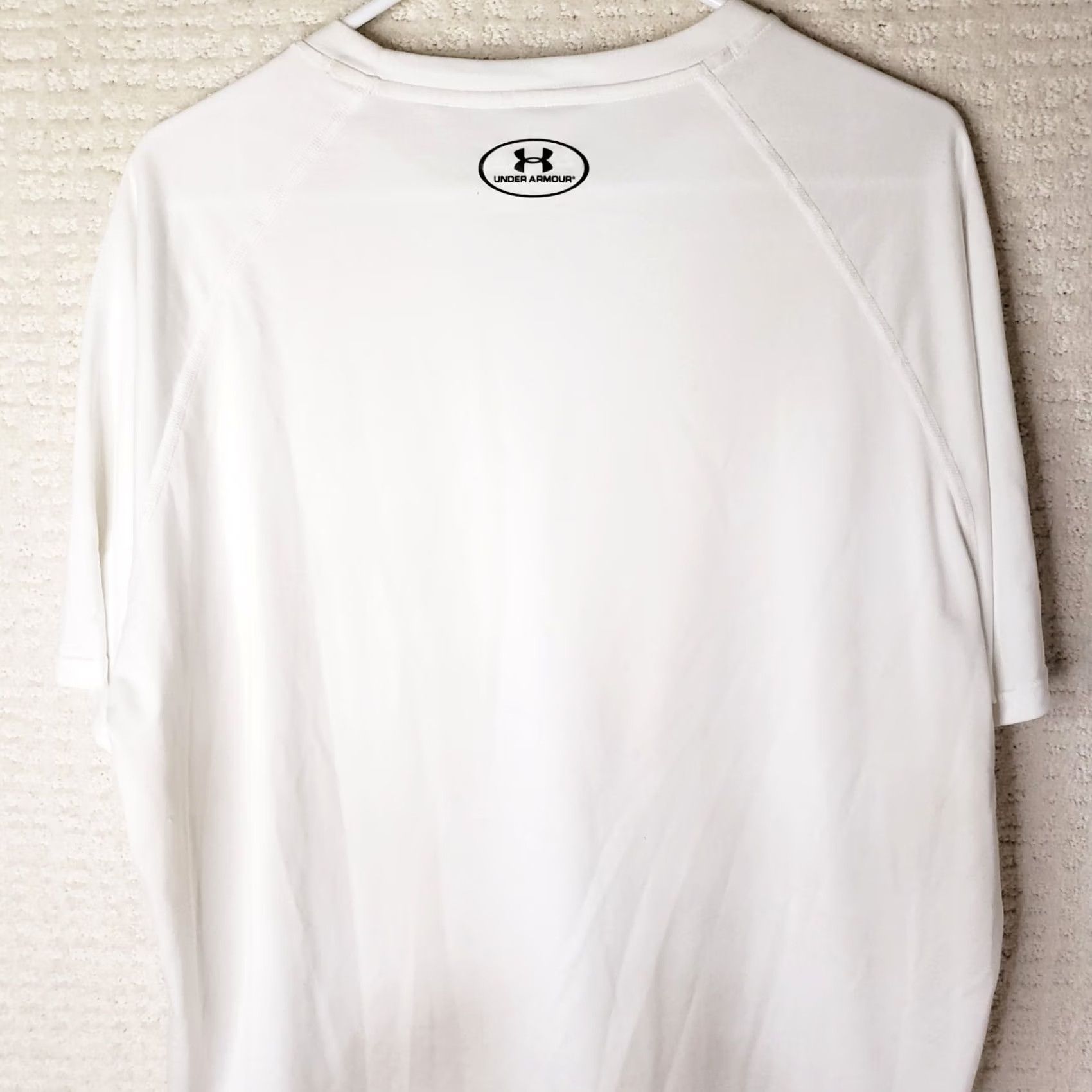 Under Armour Under Armour The Tech Tee Shirt Mens XL White Short Sleeve Crew Neck Pullover Moisture Wicking Lightweight Breathable Casual Activewear Size US XL / EU 56 / 4 - 6 Thumbnail