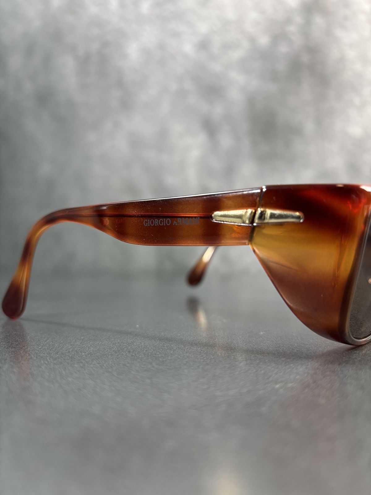 Giorgio Armani 1990s Vintage Giorgio Armani Sunglasses GA835 Tortoise 80s Size ONE SIZE - 8 Thumbnail