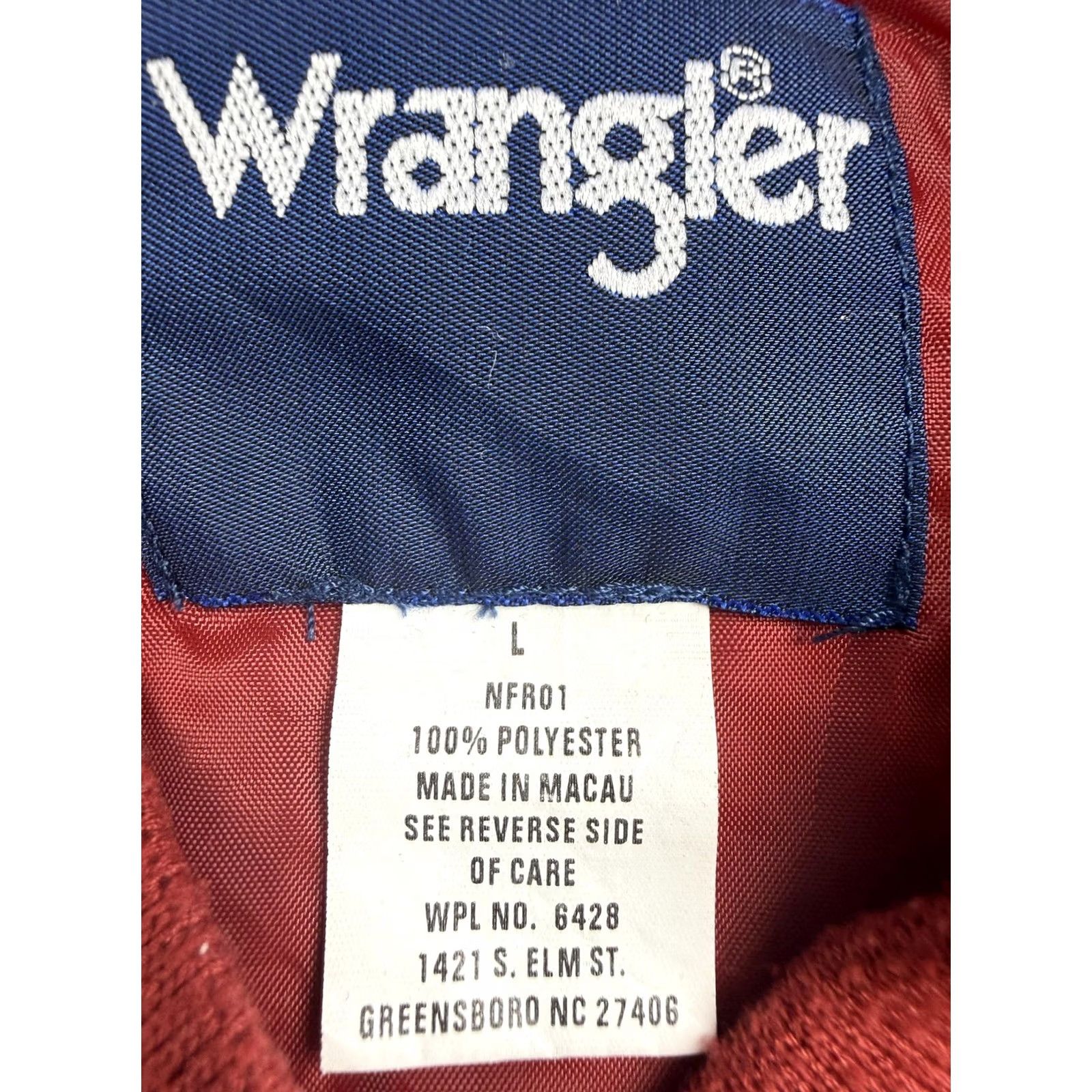 Wrangler Wrangler Jacket Mens L Red V Neck Pullover Windbreaker Lined Logo Microfiber Windbreaker Casual Fall Pockets Embroidered Wrangler Script Mens Size US L / EU 52-54 / 3 - 3 Thumbnail