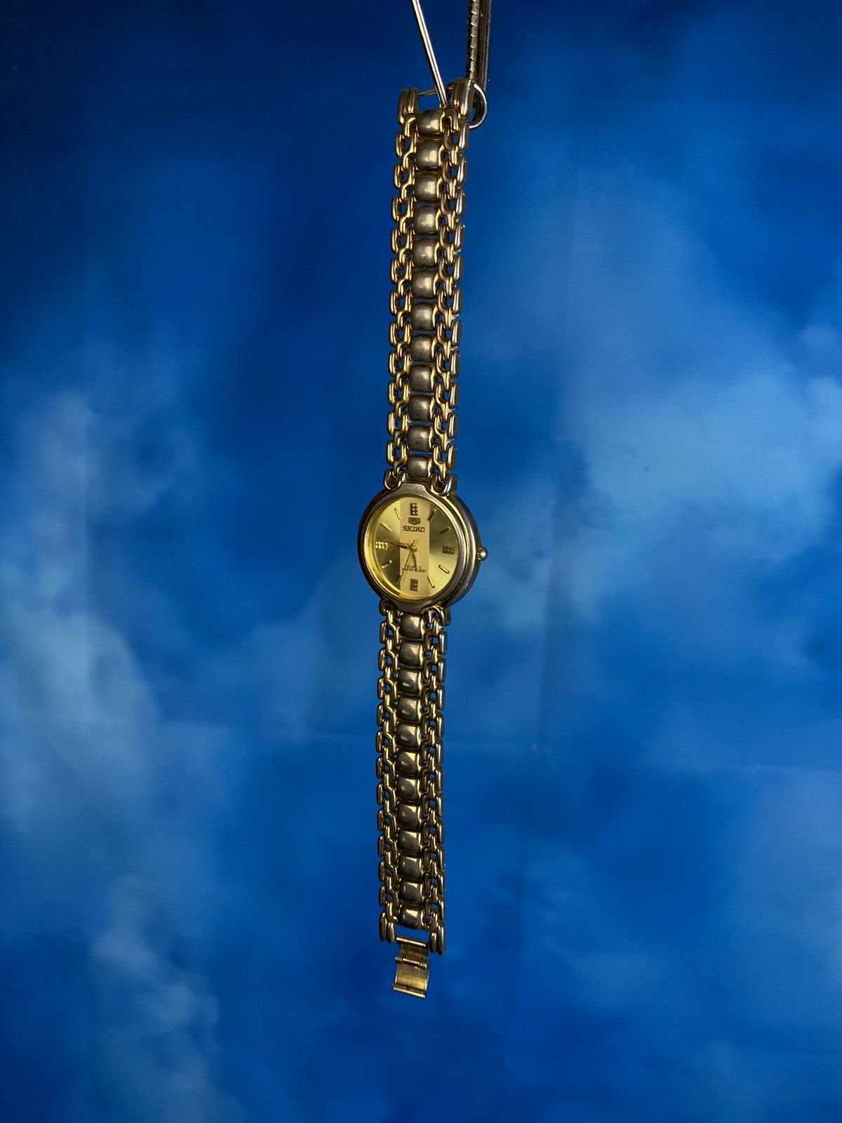 Japanese Brand × Seiko Seiko futuristic golden japannes vintage watches Size ONE SIZE - 3 Thumbnail