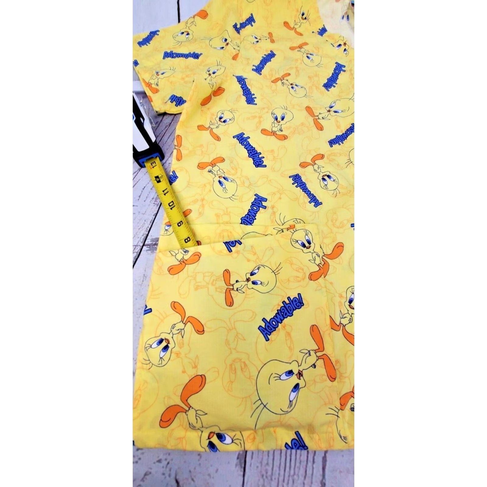Vintage VINTAGE Tweety Bird Scrub Top Womens XL 16/18 Yellow V Neck Looney Tunes Nurse NWT Size XL / US 12-14 / IT 48-50 - 2 Thumbnail