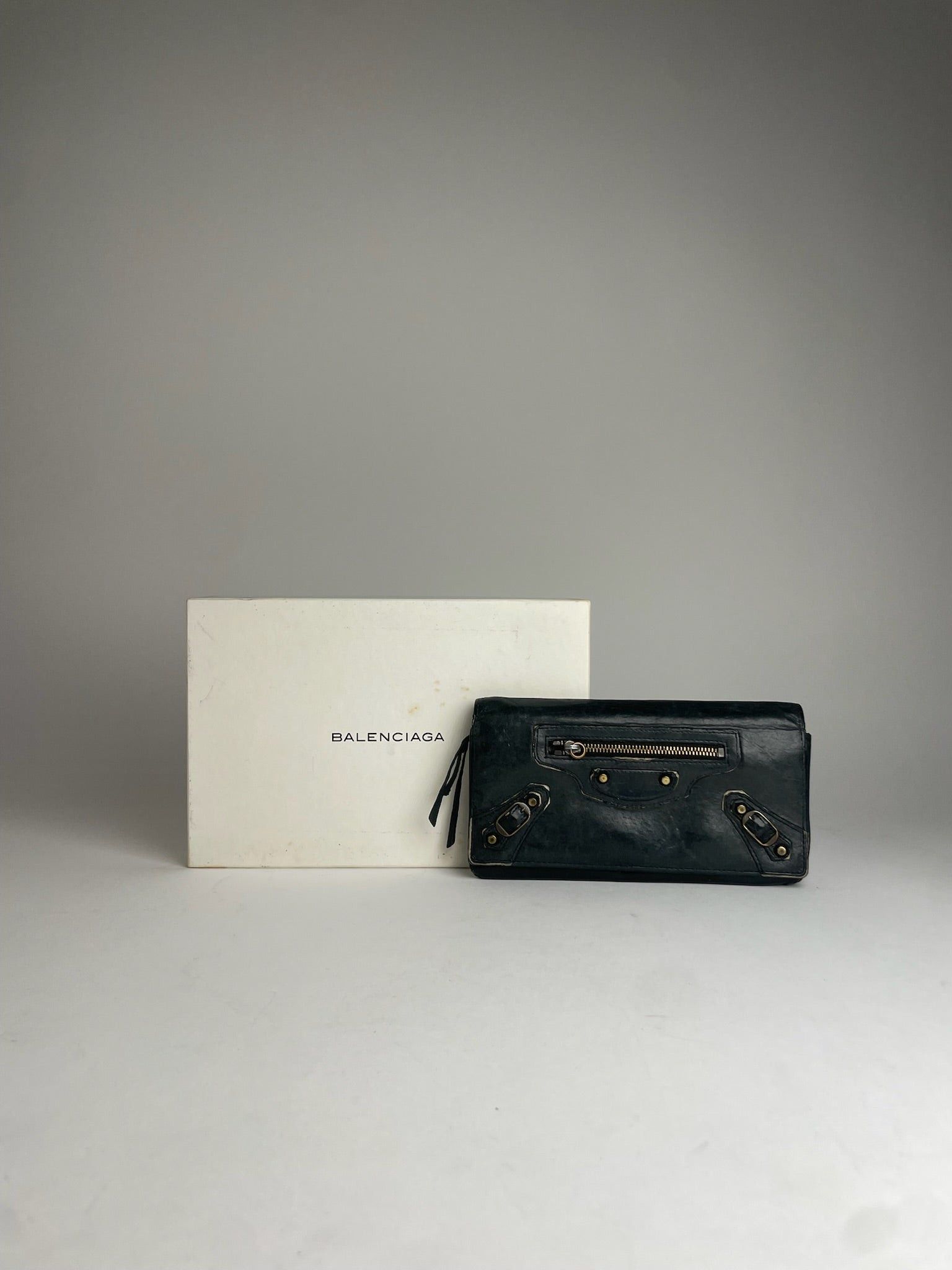 Balenciaga Vintage City Bag Design Leather Wallet Black Size ONE SIZE - 1 Thumbnail
