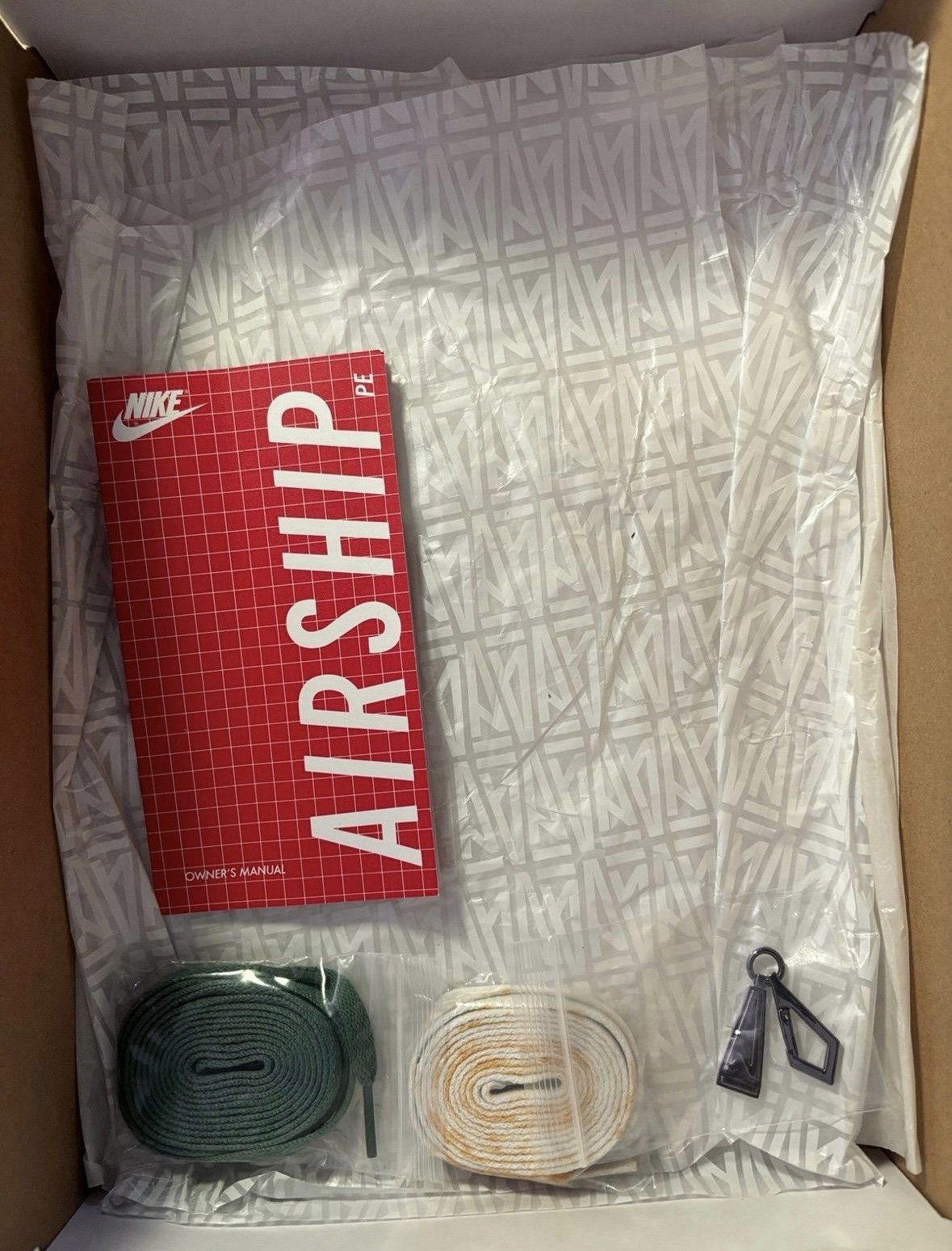 Jordan Brand A MA MANIÉRE X JORDAN AIR SHIP PE SP 'GREEN STONE' Size US 12 / EU 45 - 8 Thumbnail