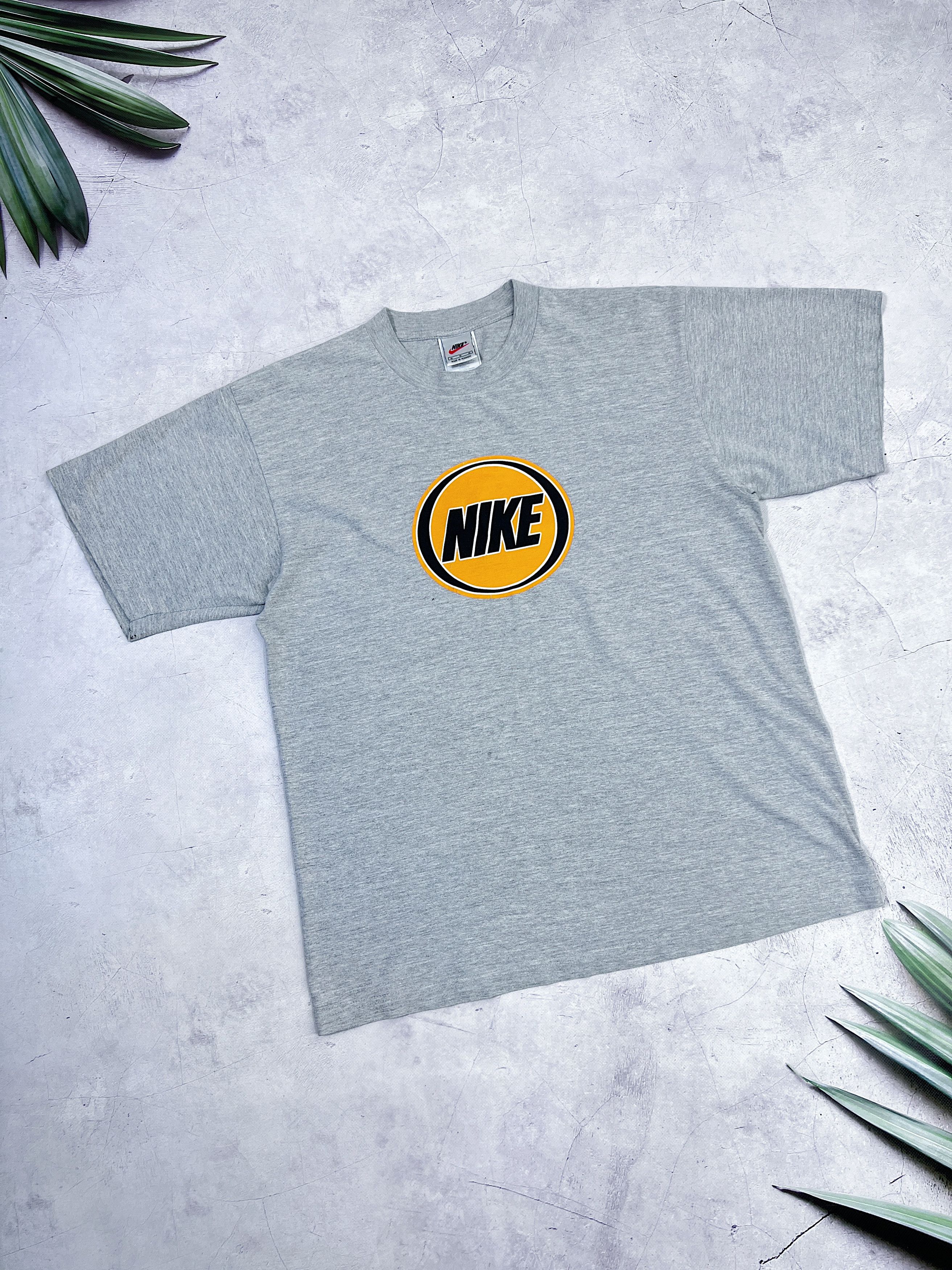 Nike × Vintage Vintage Nike T-Shirt Basketball Big Swoosh Logo Size US M / EU 48-50 / 2 - 3 Thumbnail