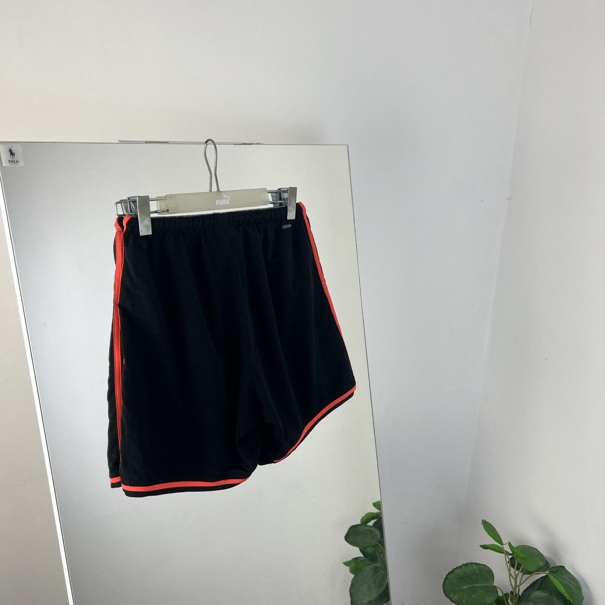Adidas Vintage Adidas Fulham FC Soccer Jersey Shorts Size US 32 / EU 48 - 2 Thumbnail