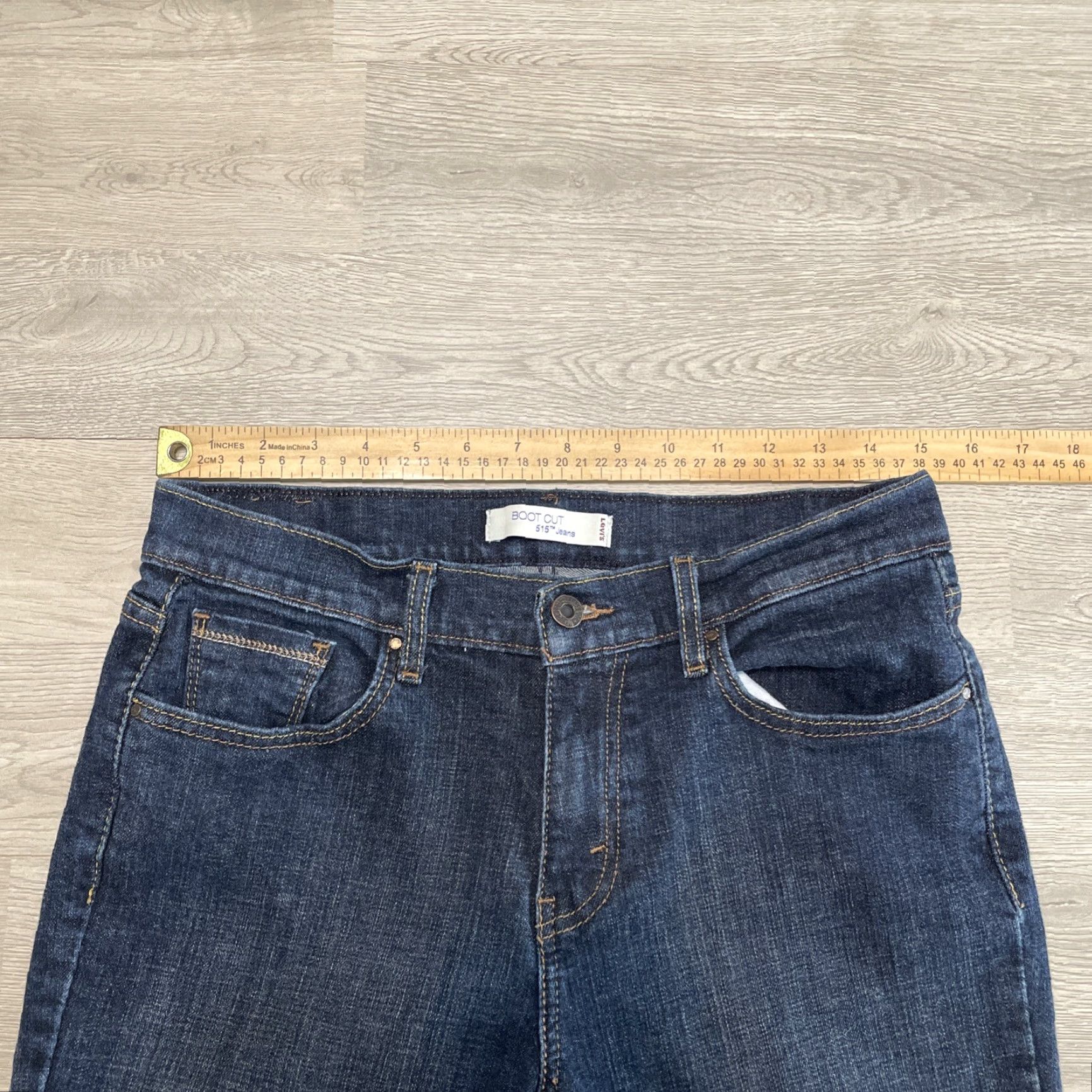 Levi's Levi's 515 Jeans Women's Boot Cut Mid Rise Dark Wash Size 8 Blue Size 30" / US 8 / IT 44 - 4 Thumbnail