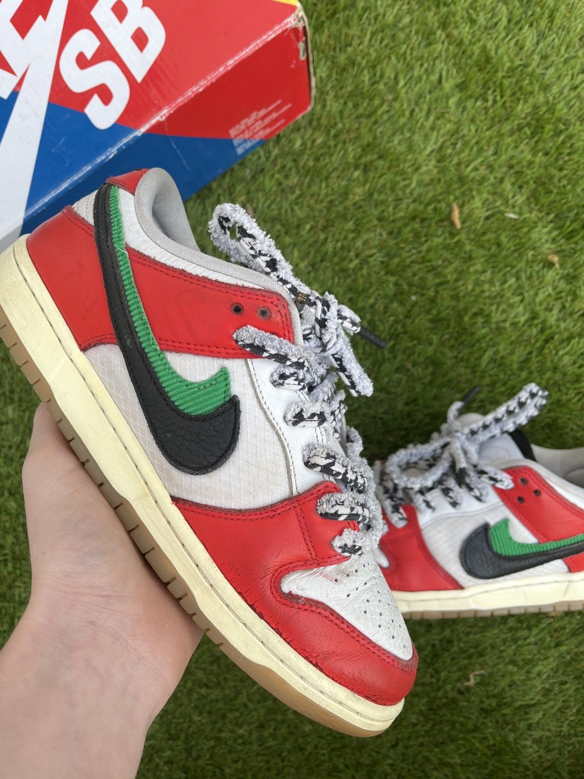 Nike Nike sb dunk low “Frame skate Habibi” us7//uk6//eu40 Size US 7 / EU 40 - 2 Thumbnail