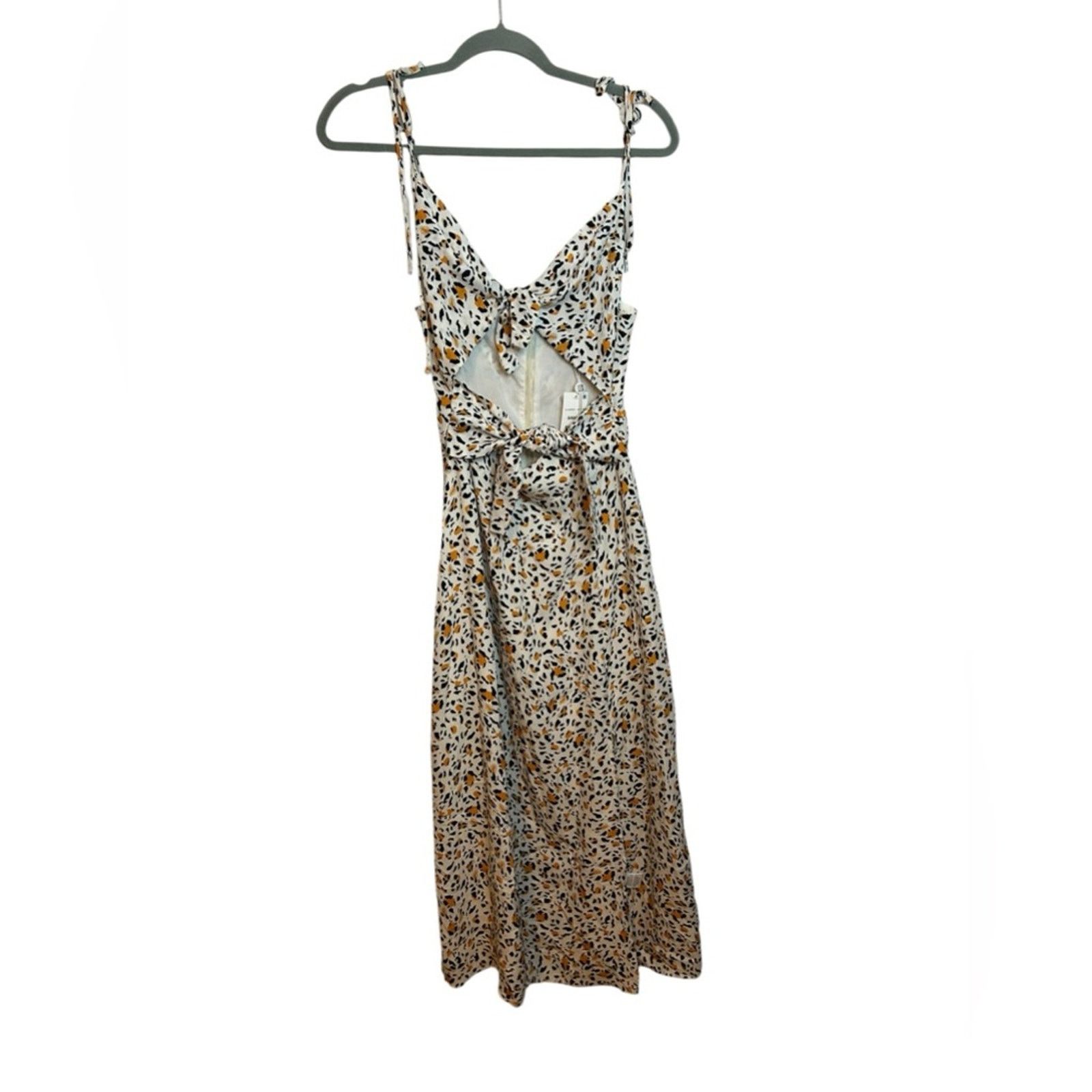 Other Nwt Wayf Phoebe Leopard Print Tie Front Maxi Dress Size S / US 4 / IT 40 - 1 Thumbnail