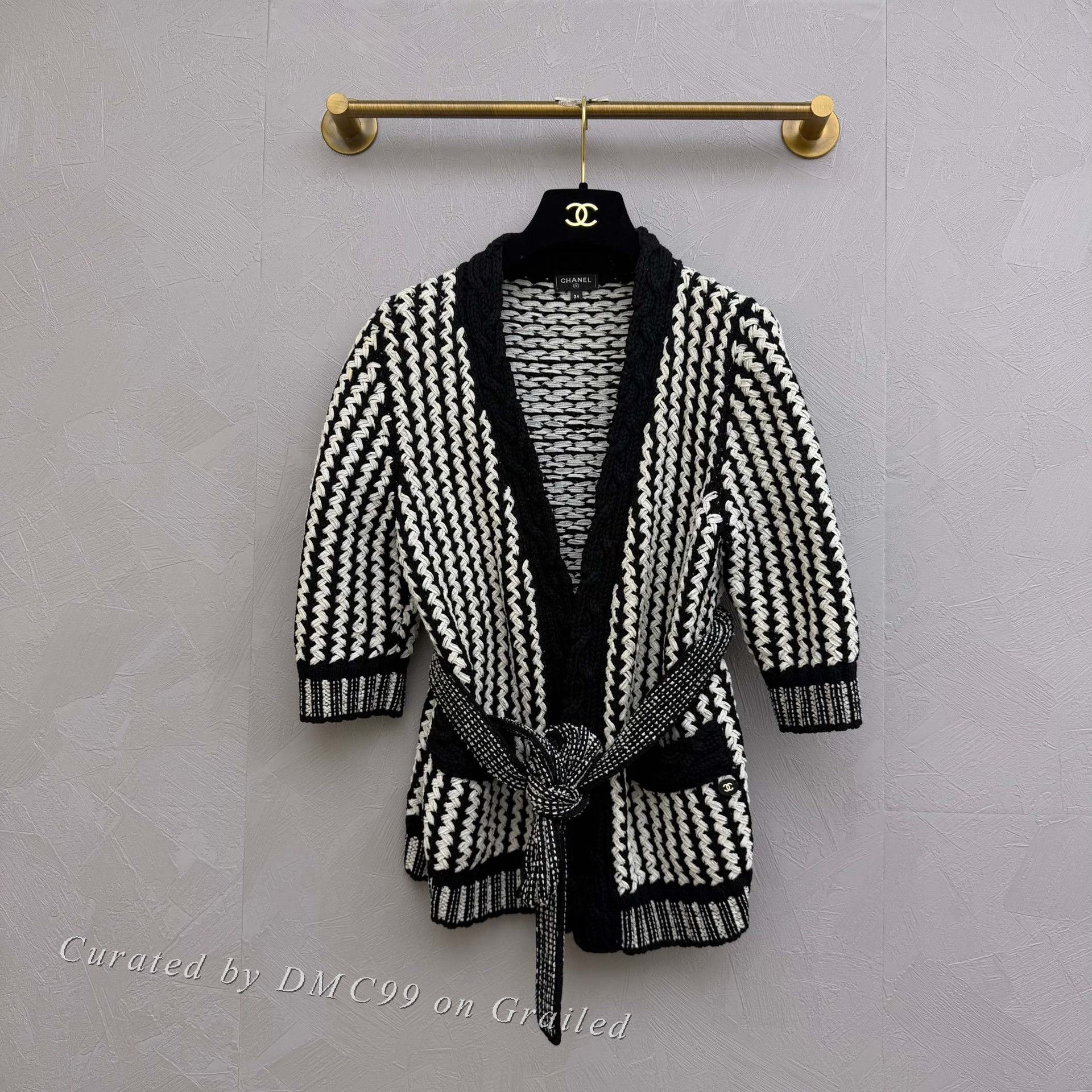 Chanel Chanel Black White Thick Knit Short Sleeve Cardigan Size XXS / US 00 / IT 34 - 1 Thumbnail