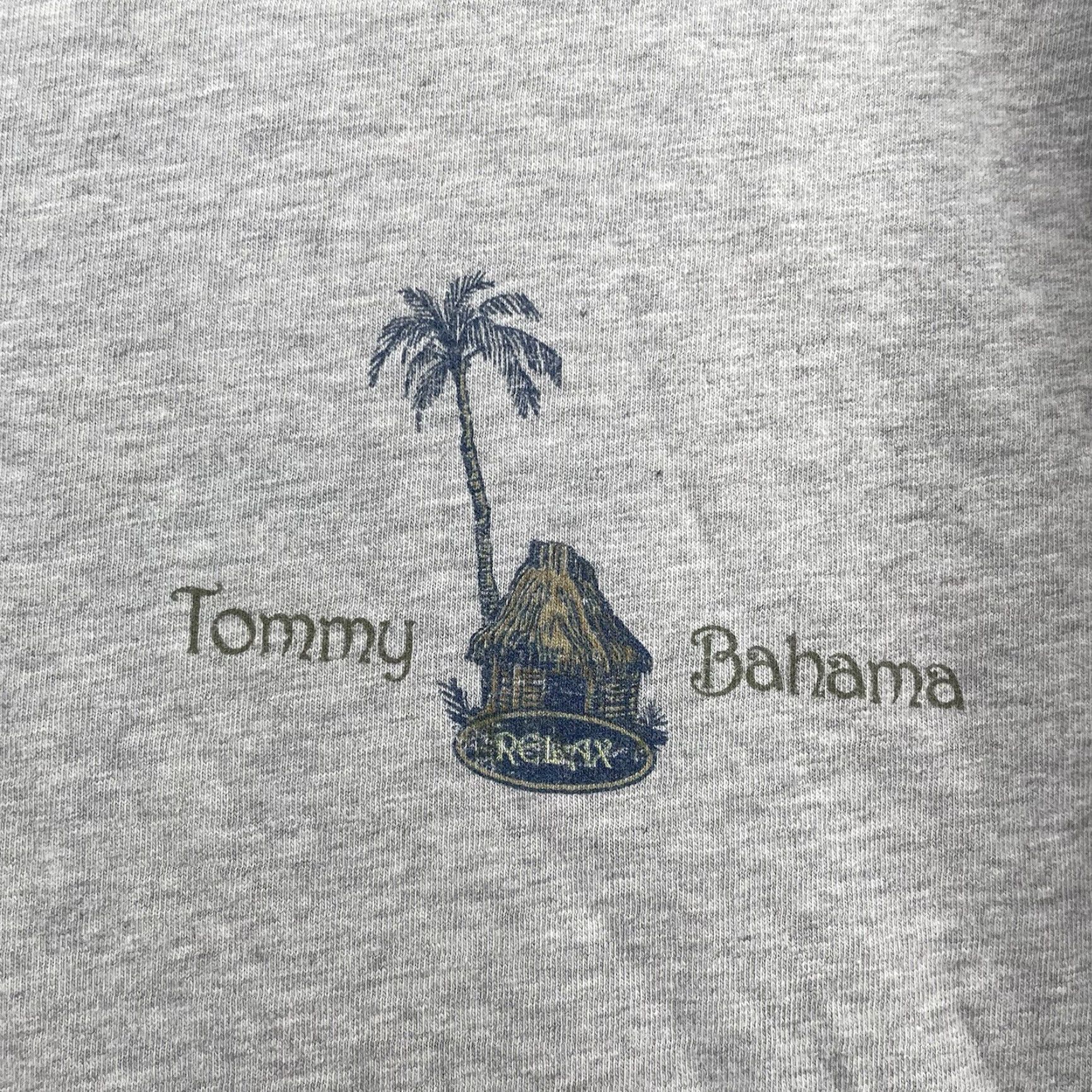 Tommy Bahama VINTAGE Tommy Bahama T-Shirt S/M Gray Relax Tiki Palm Made in USA Shirt Mens Gray Palm Tree Graphic Print 70s 80s 90s Coastal Beach Vintage Tom... Size US S / EU 44-46 / 1 - 6 Thumbnail