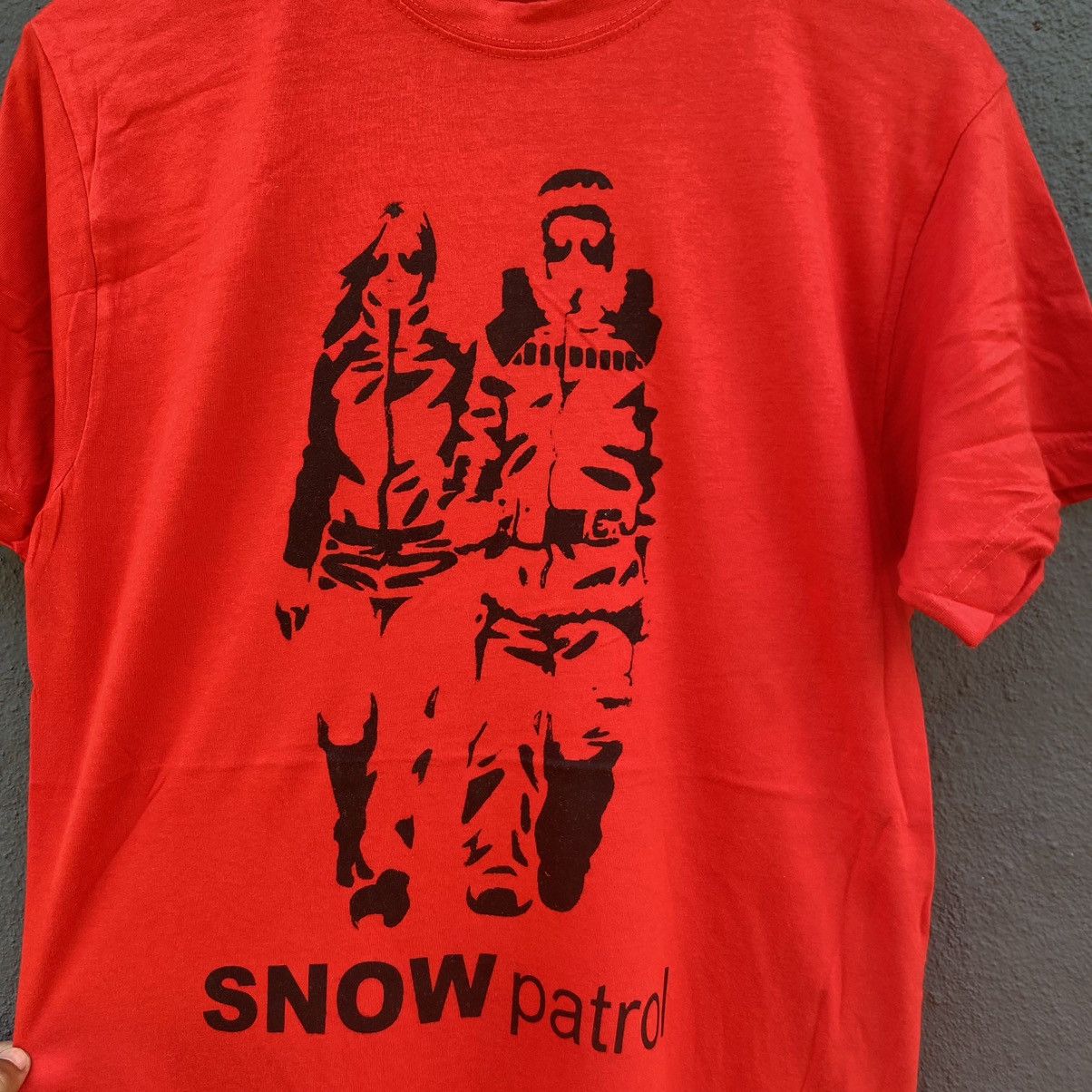 Band Tees Vintage Y2K Snow Patrol Band Europe Tour ERD GRUNGE TEE Size US M / EU 48-50 / 2 - 2 Thumbnail