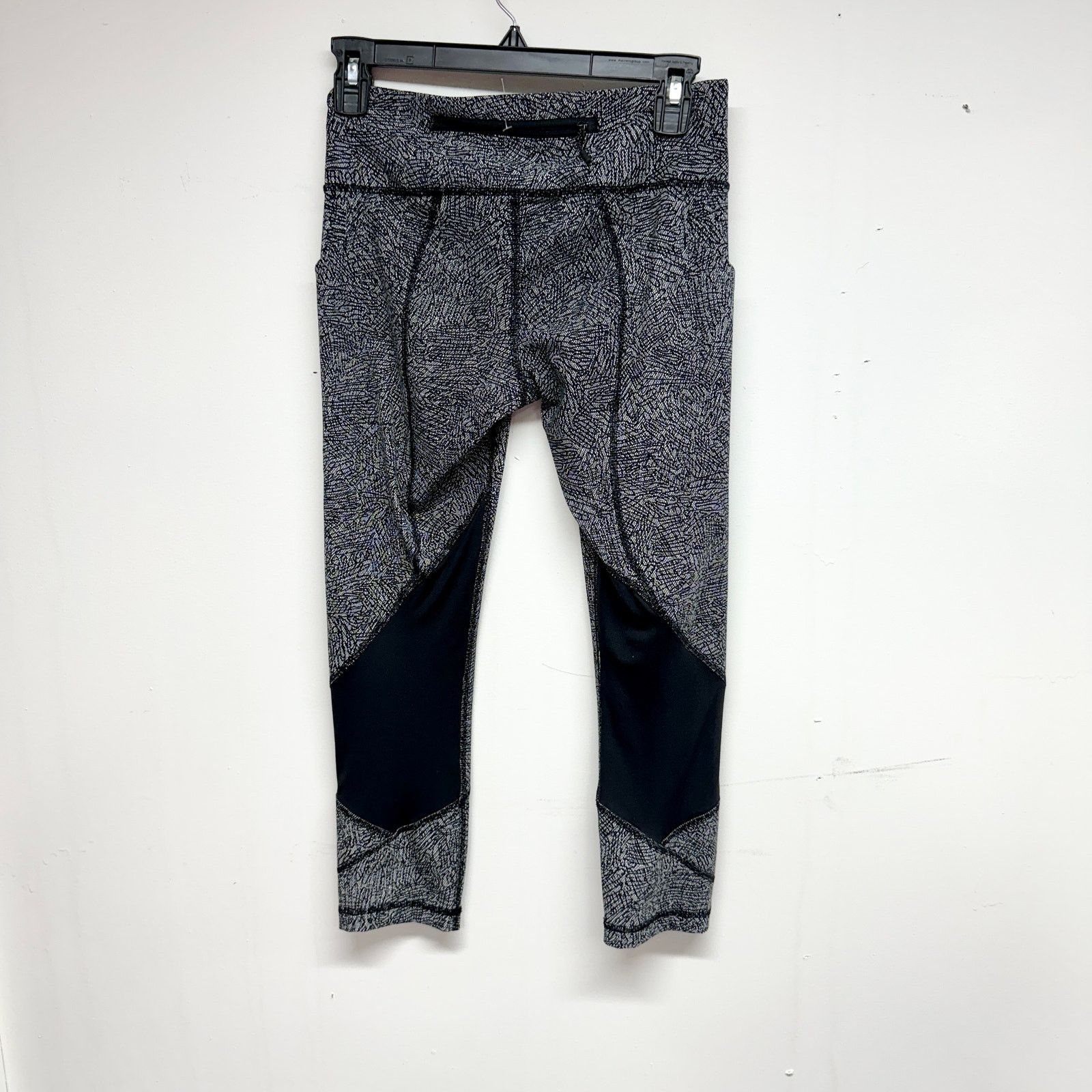 Lululemon Lululemon Pace Rival Crop 23" Cross Hatch Size 4 Size 27" / US 4 / IT 40 - 3 Thumbnail
