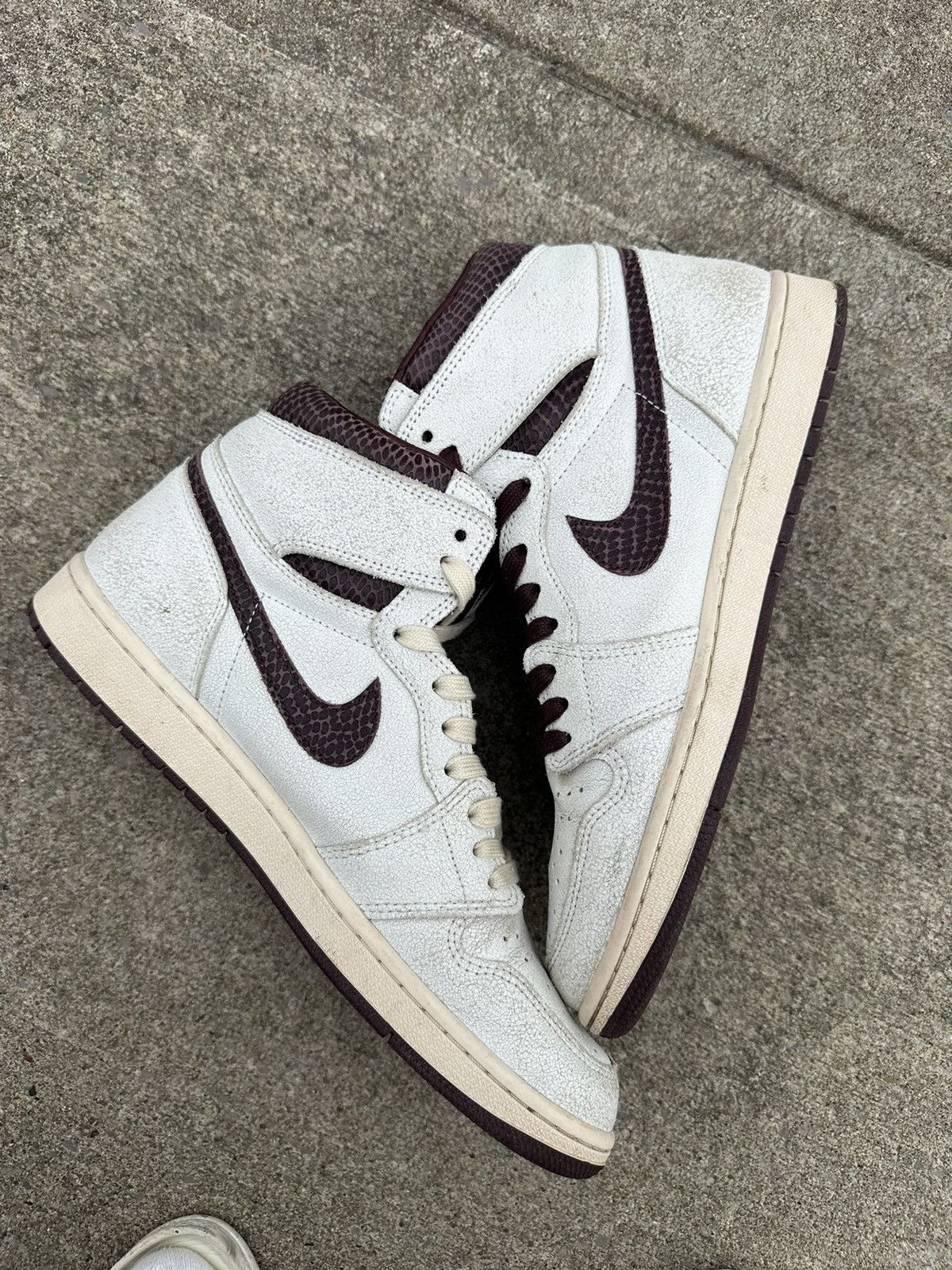 A Ma Maniere × Jordan Brand Nike A Ma Maniére Air Jordan 1 Retro High OG Airness size 11 Size US 11 / EU 44 - 3 Thumbnail