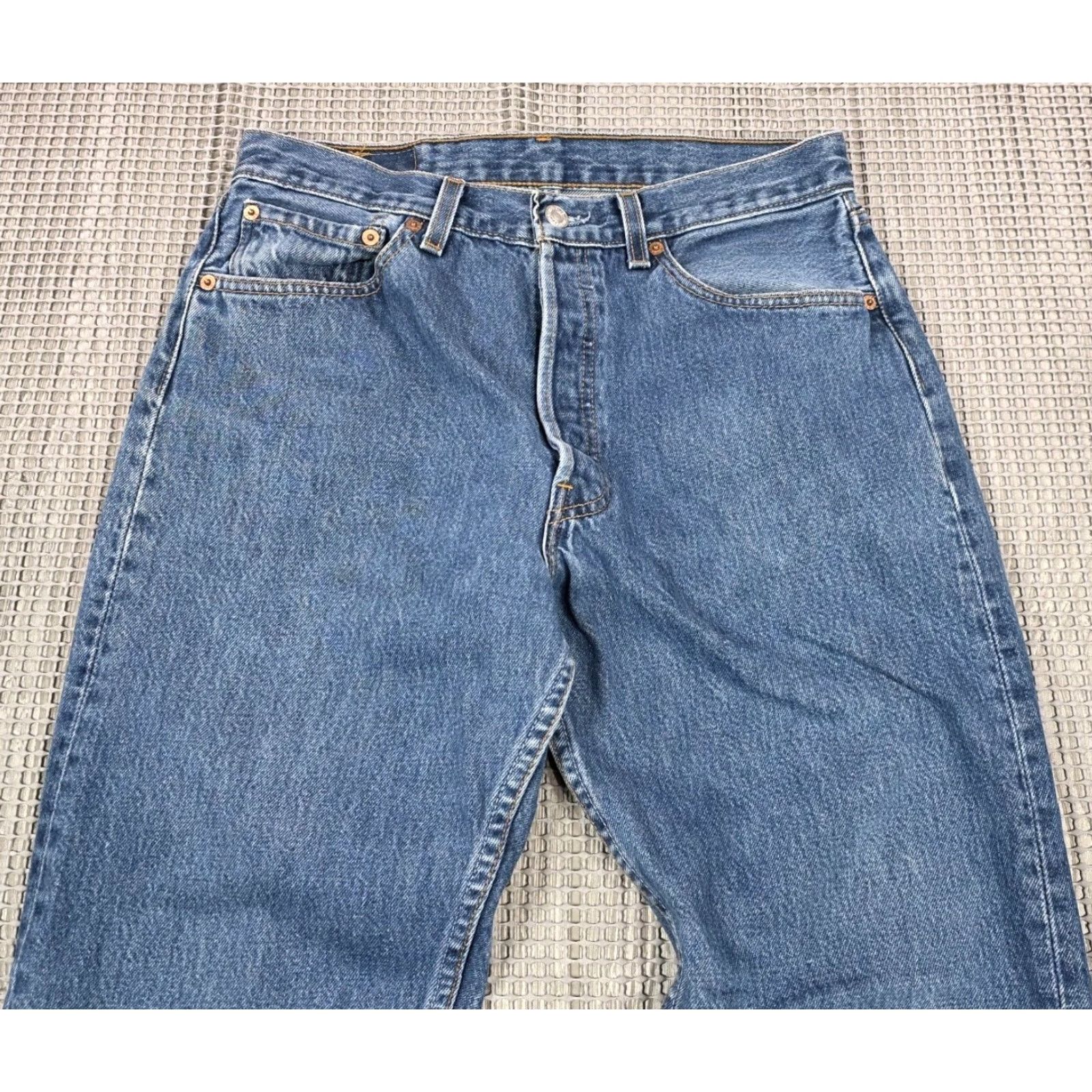 Levi's VINTAGE Levi's 501 Jeans Womens 30x30 Blue Denim Button Fly 80s 90s Regular Women Jeans Size 30" / US 8 / IT 44 - 4 Thumbnail