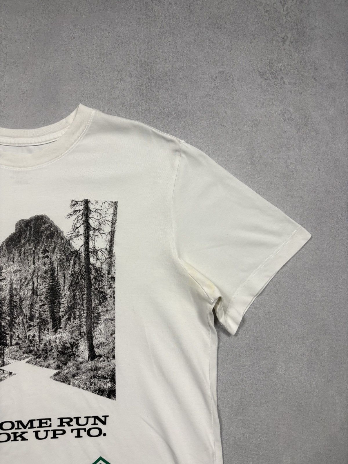 Nike Nike Trail Find Some Run To Look Up Graphic T-Shirt Outdoor Size US M / EU 48-50 / 2 - 2 Thumbnail
