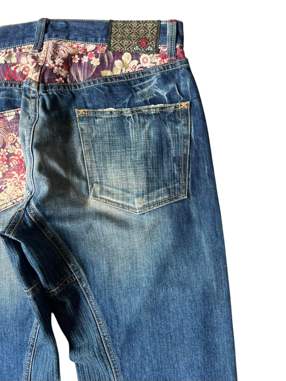Eternal ETERNAL Distressed Aging Mud Hybrid Denim Loose Jeans Size US 34 / EU 50 - 18 Thumbnail